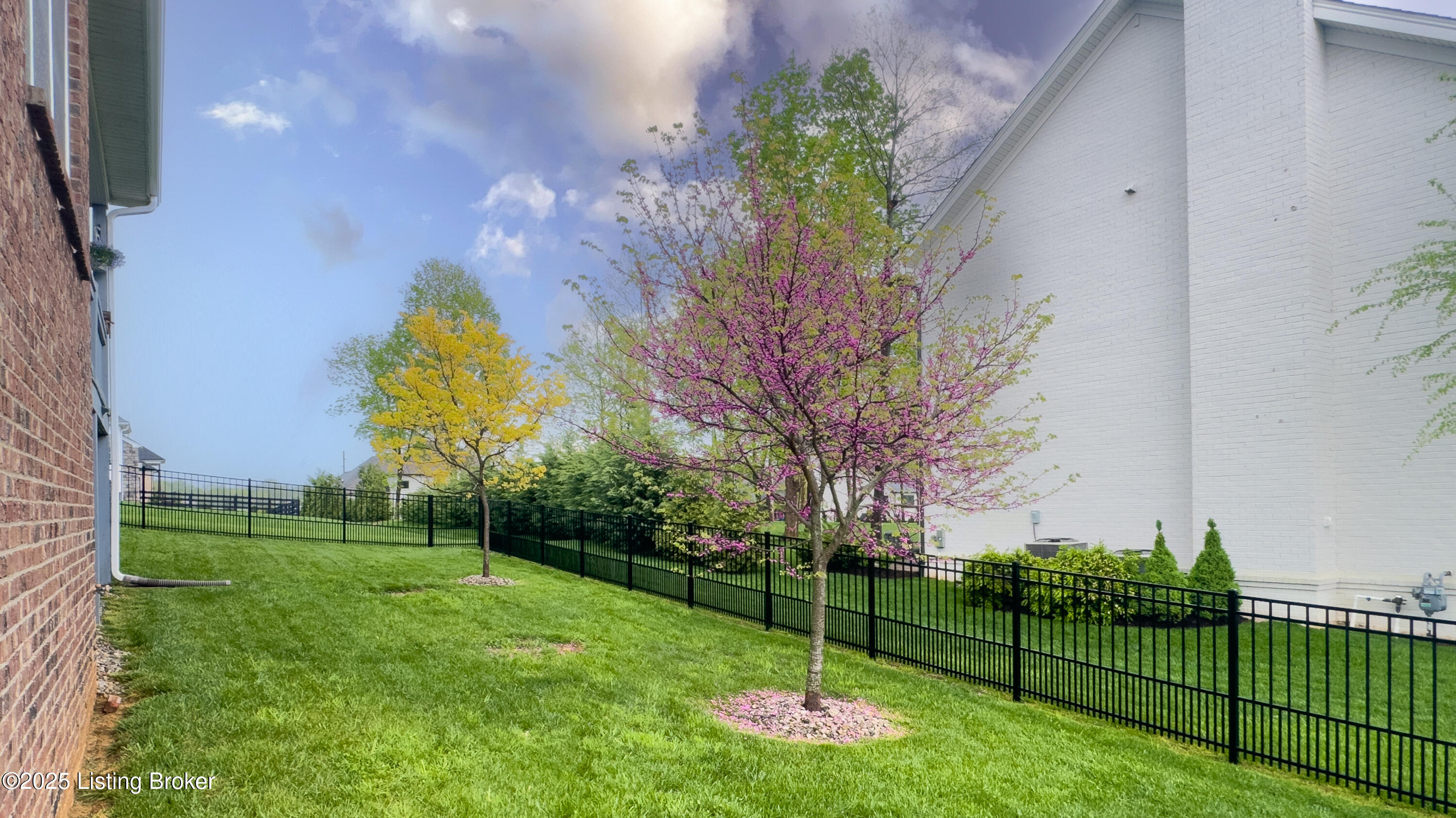 13008 Vista Dr