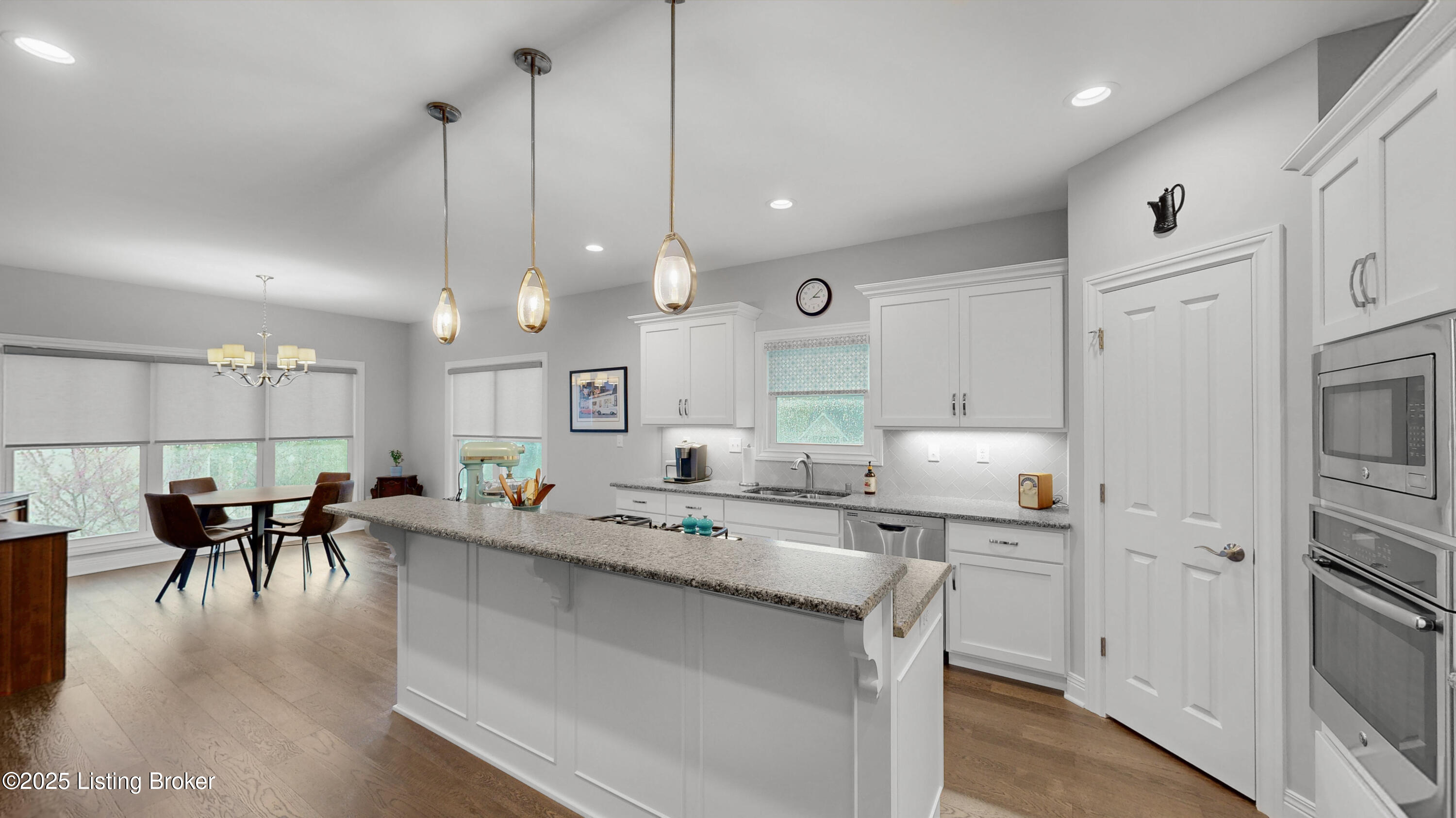 13008 Vista Dr