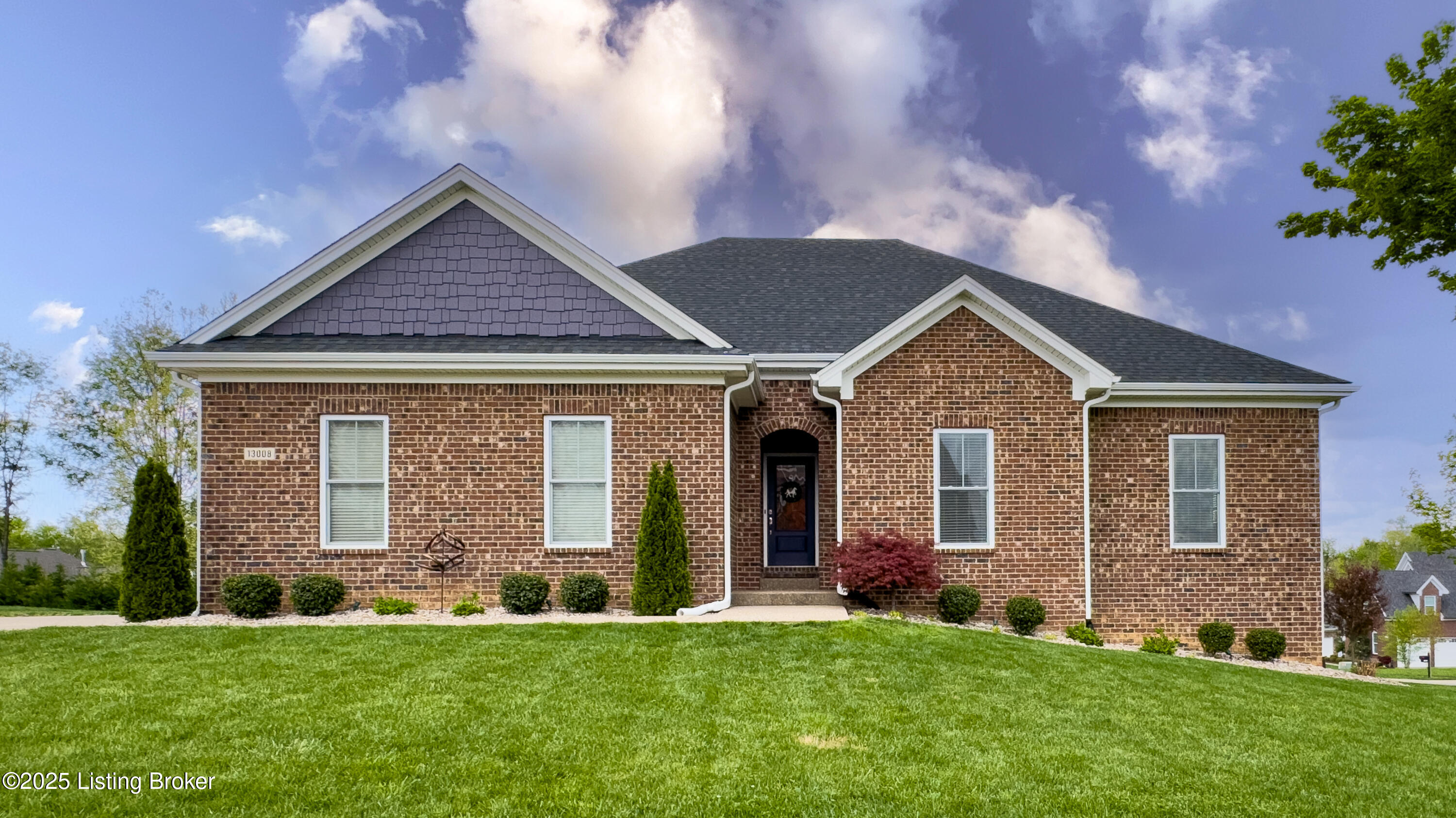 13008 Vista Dr