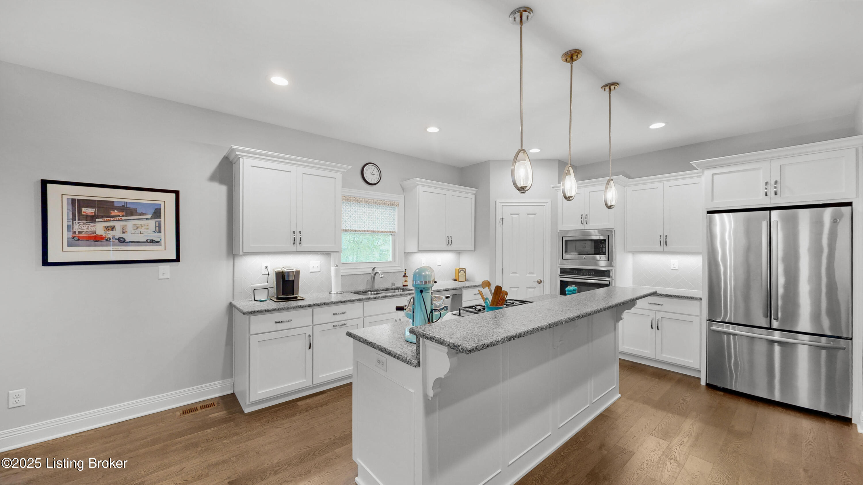13008 Vista Dr