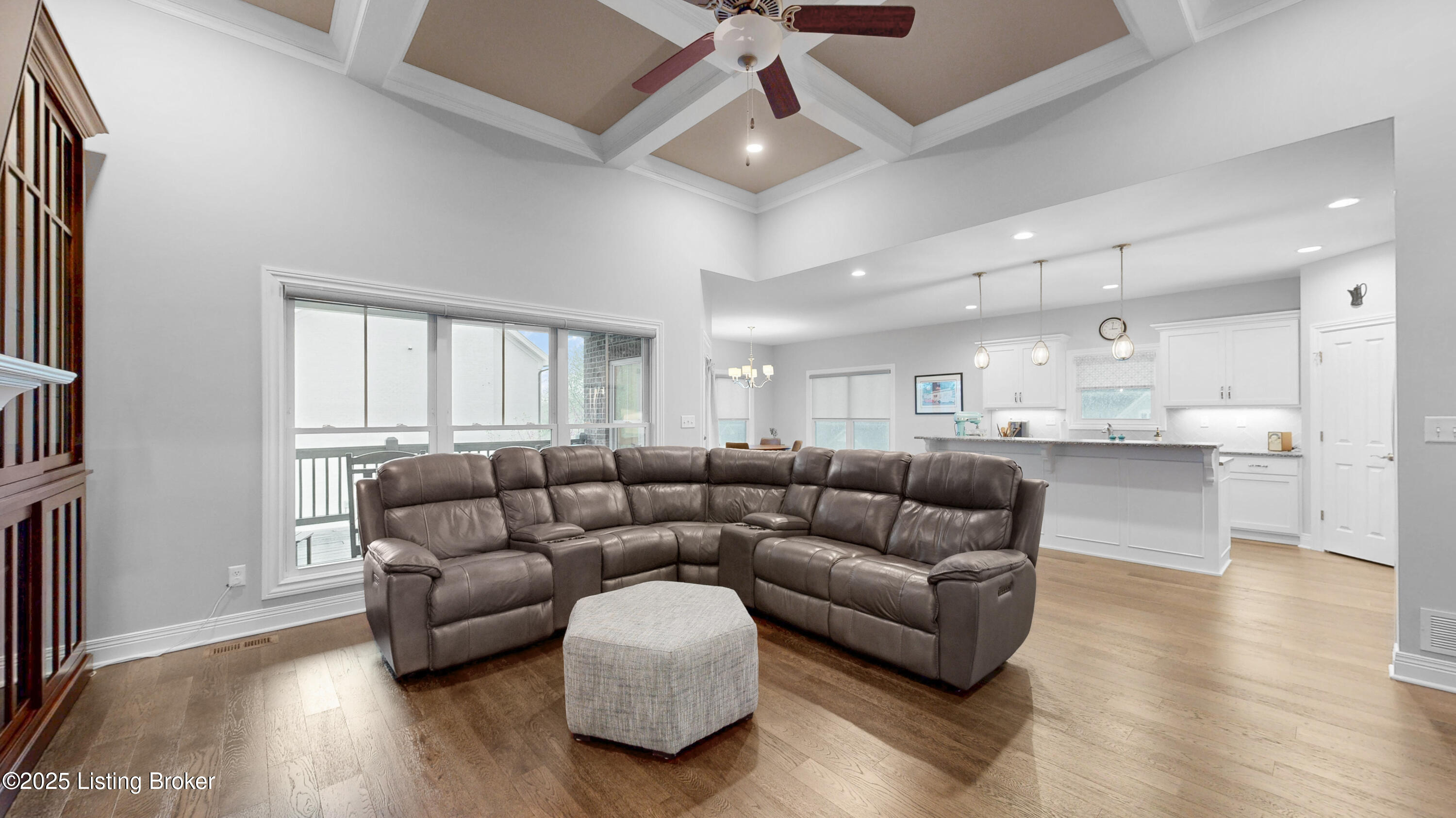 13008 Vista Dr