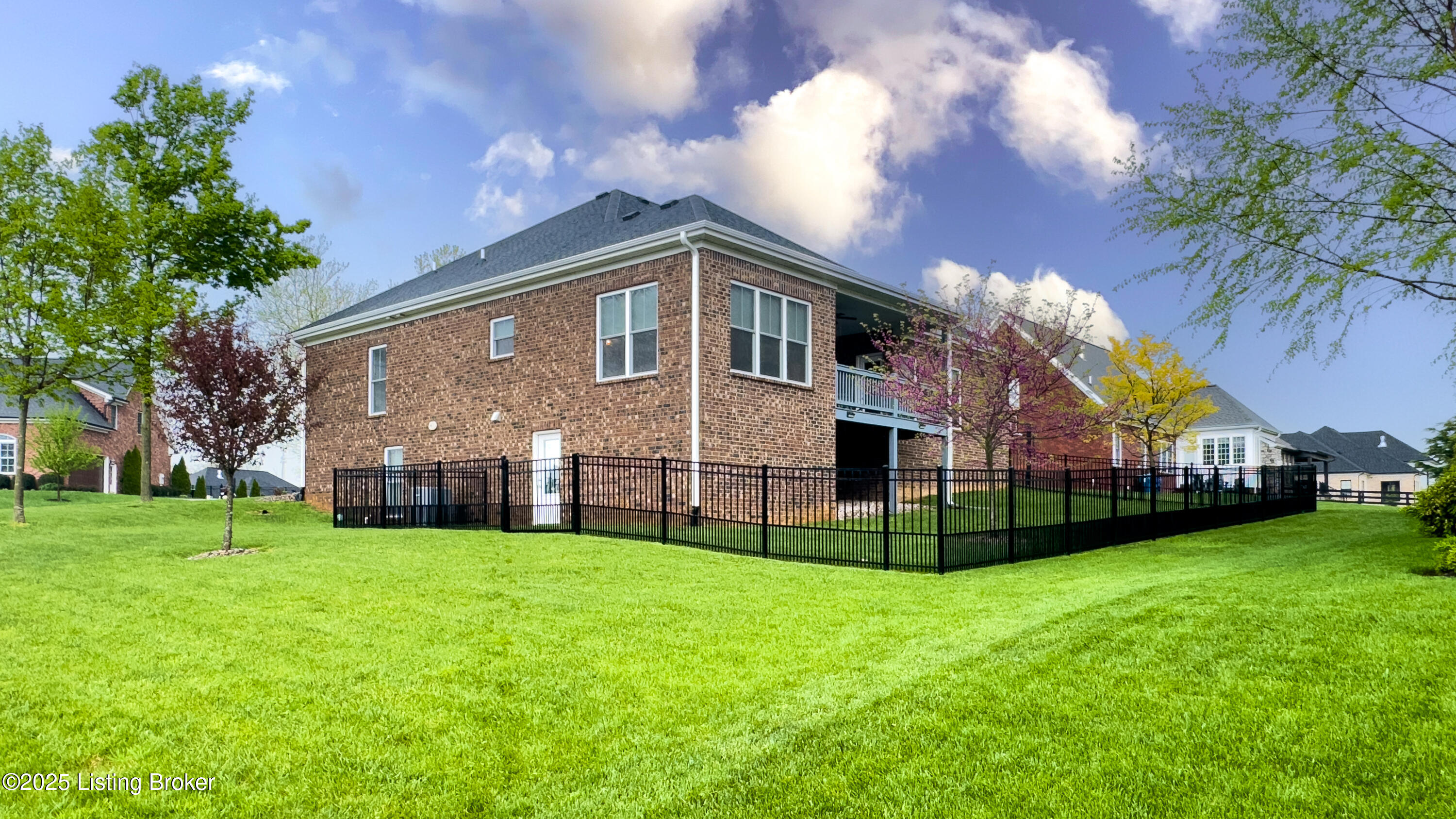 13008 Vista Dr