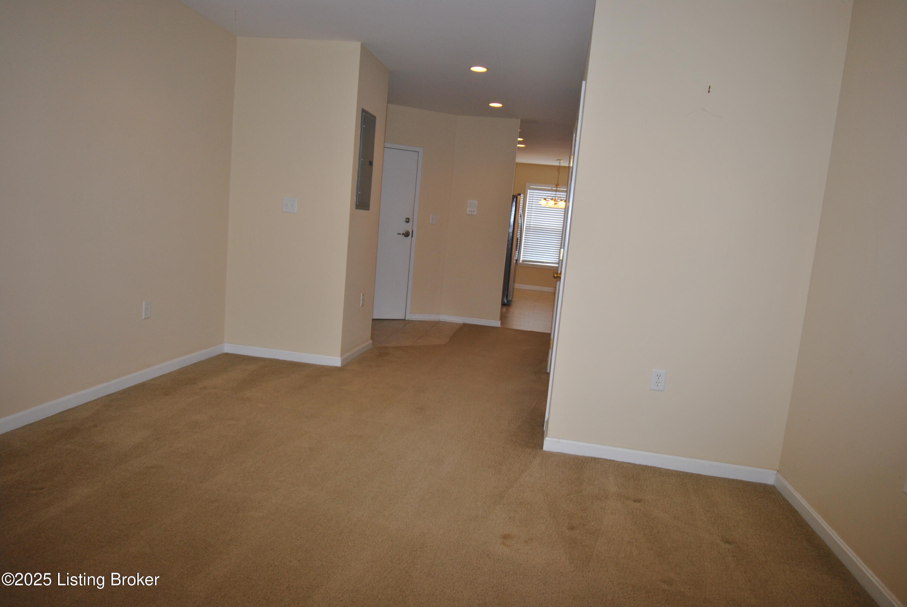 9312 Pine Lake Dr UNIT 102