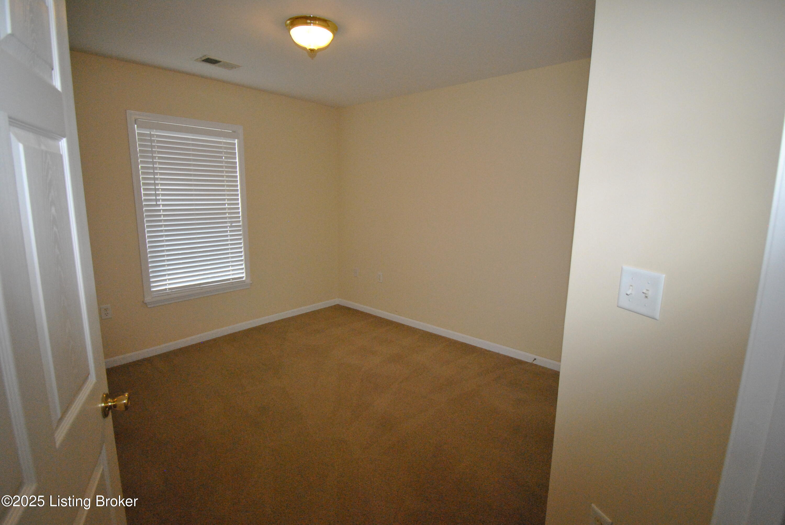 9312 Pine Lake Dr UNIT 102