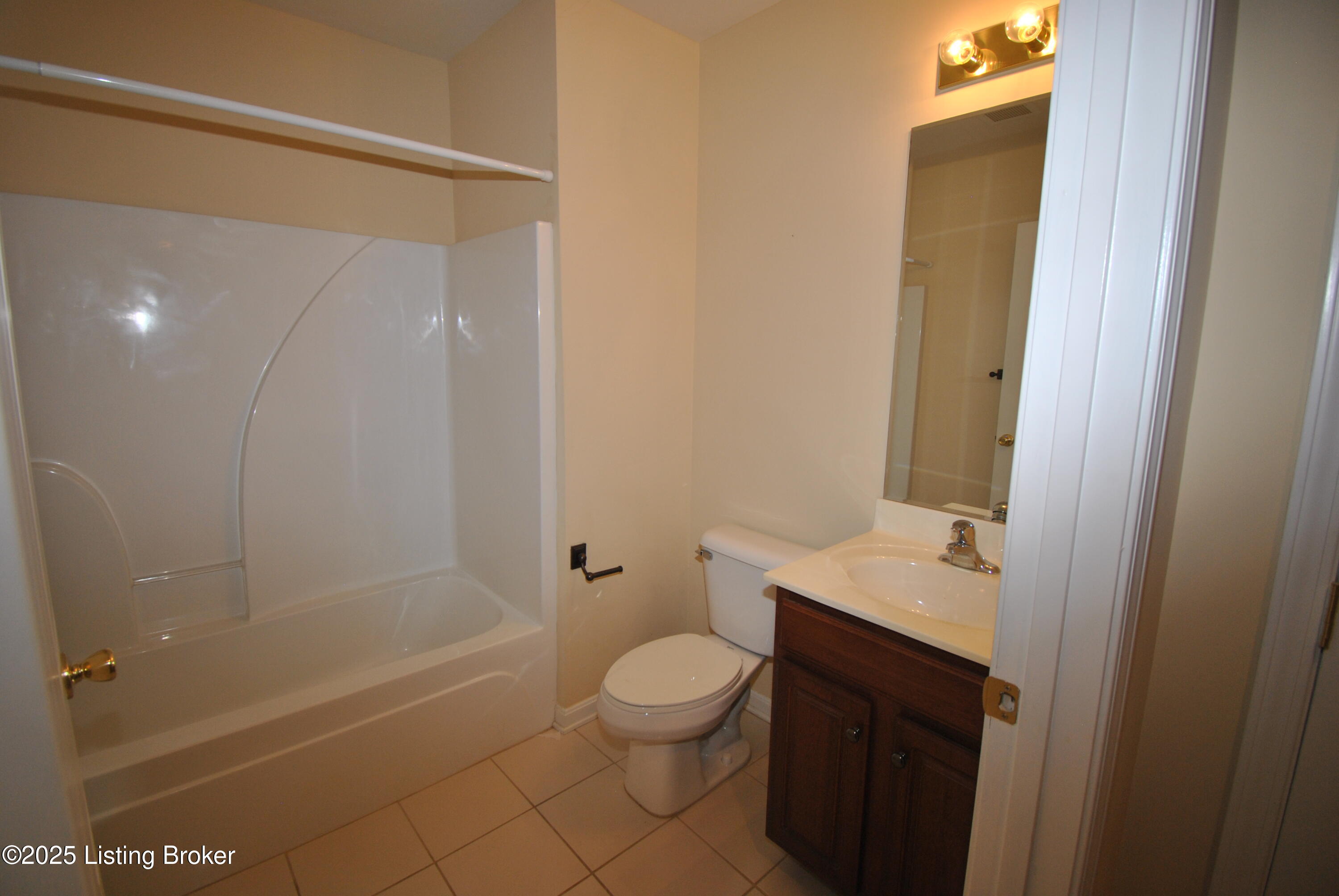9312 Pine Lake Dr UNIT 102