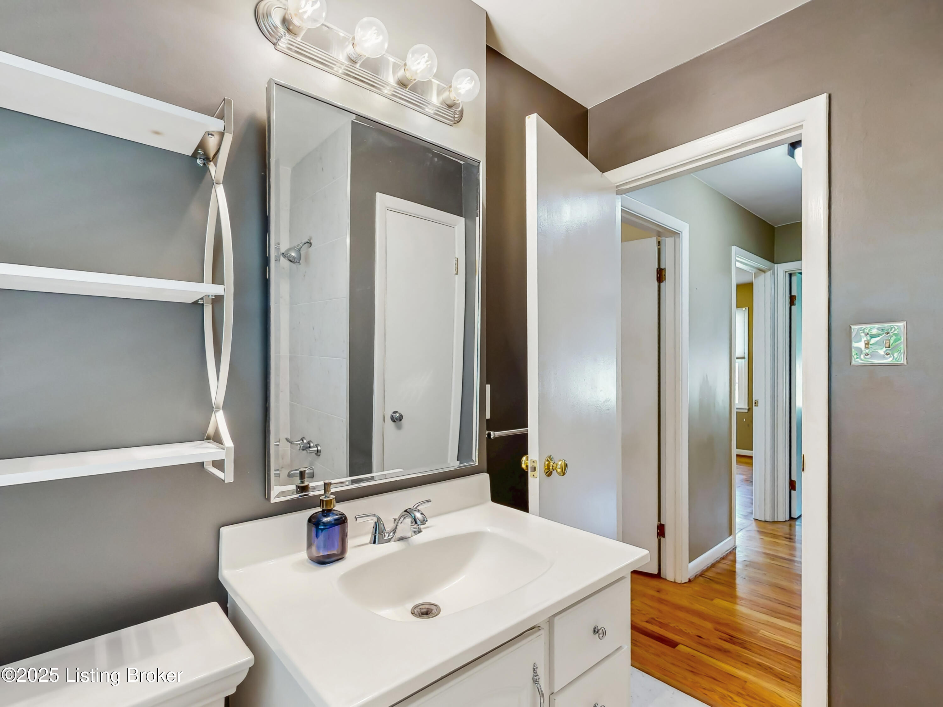 3102 Sudbury Ct
