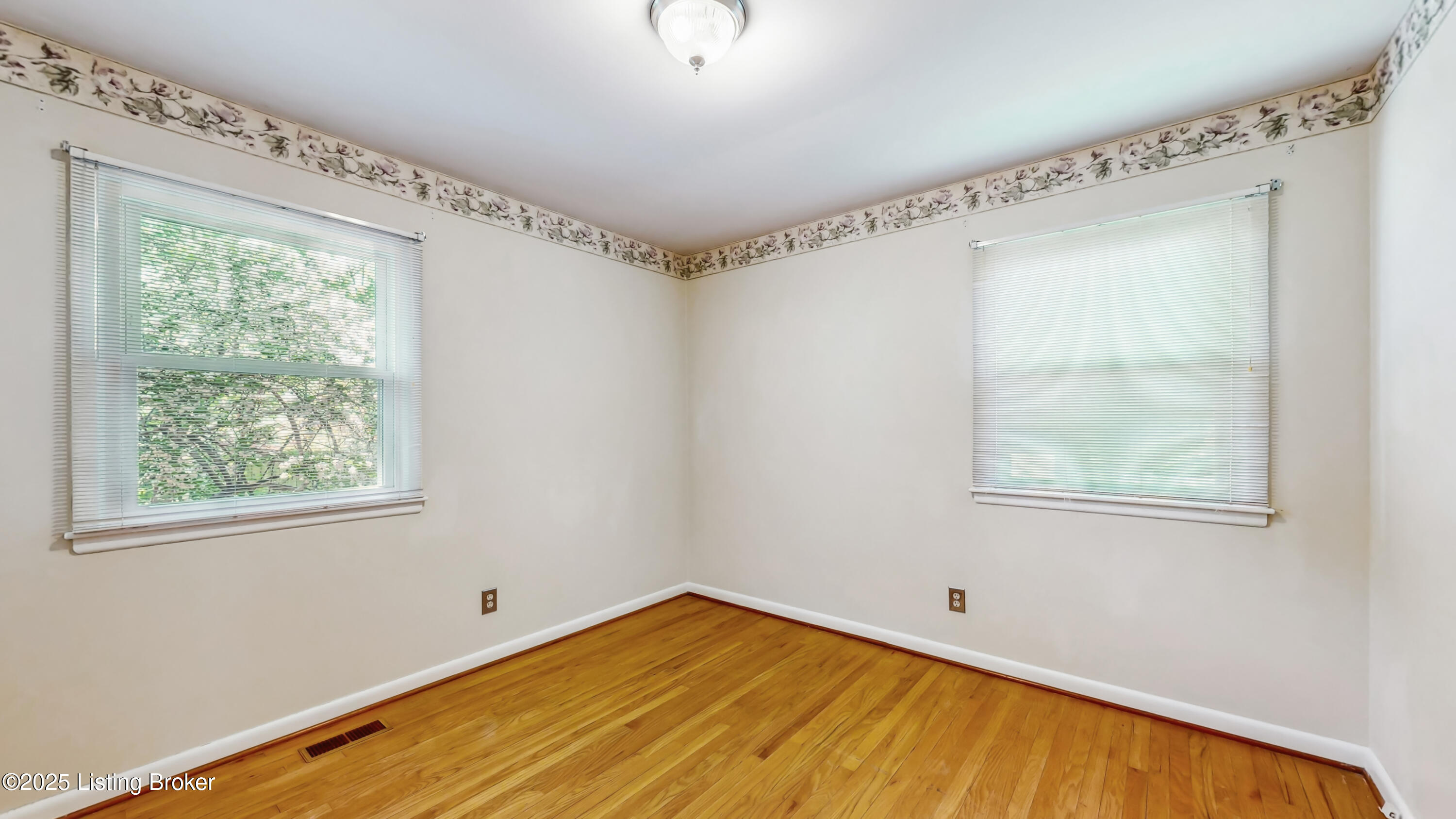 3102 Sudbury Ct