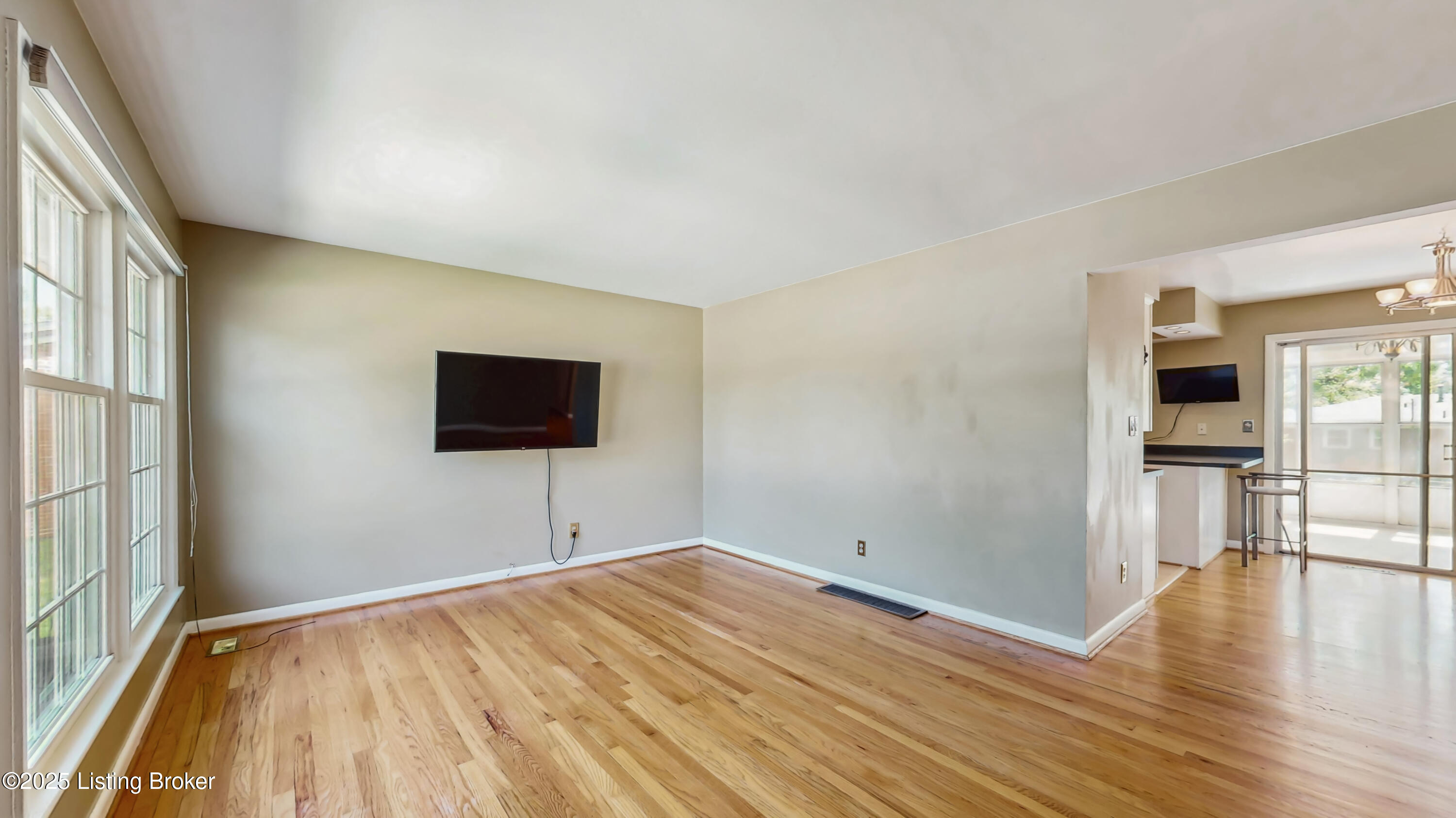 3102 Sudbury Ct