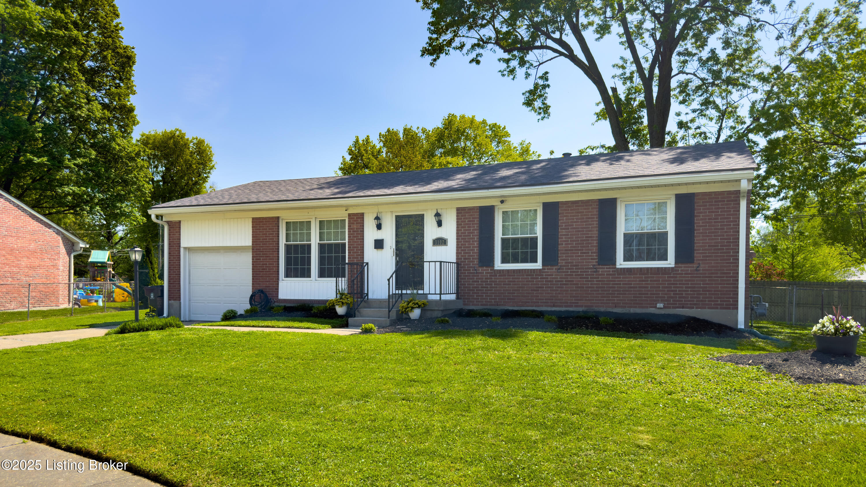 3102 Sudbury Ct