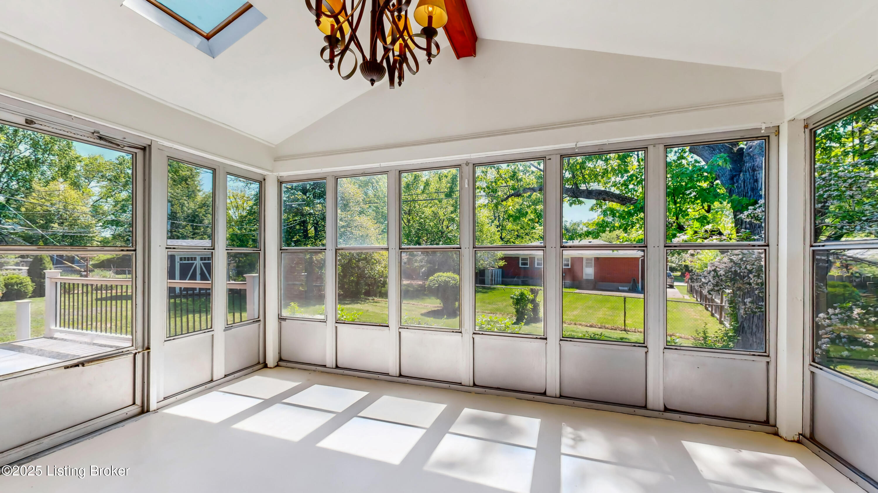 3102 Sudbury Ct