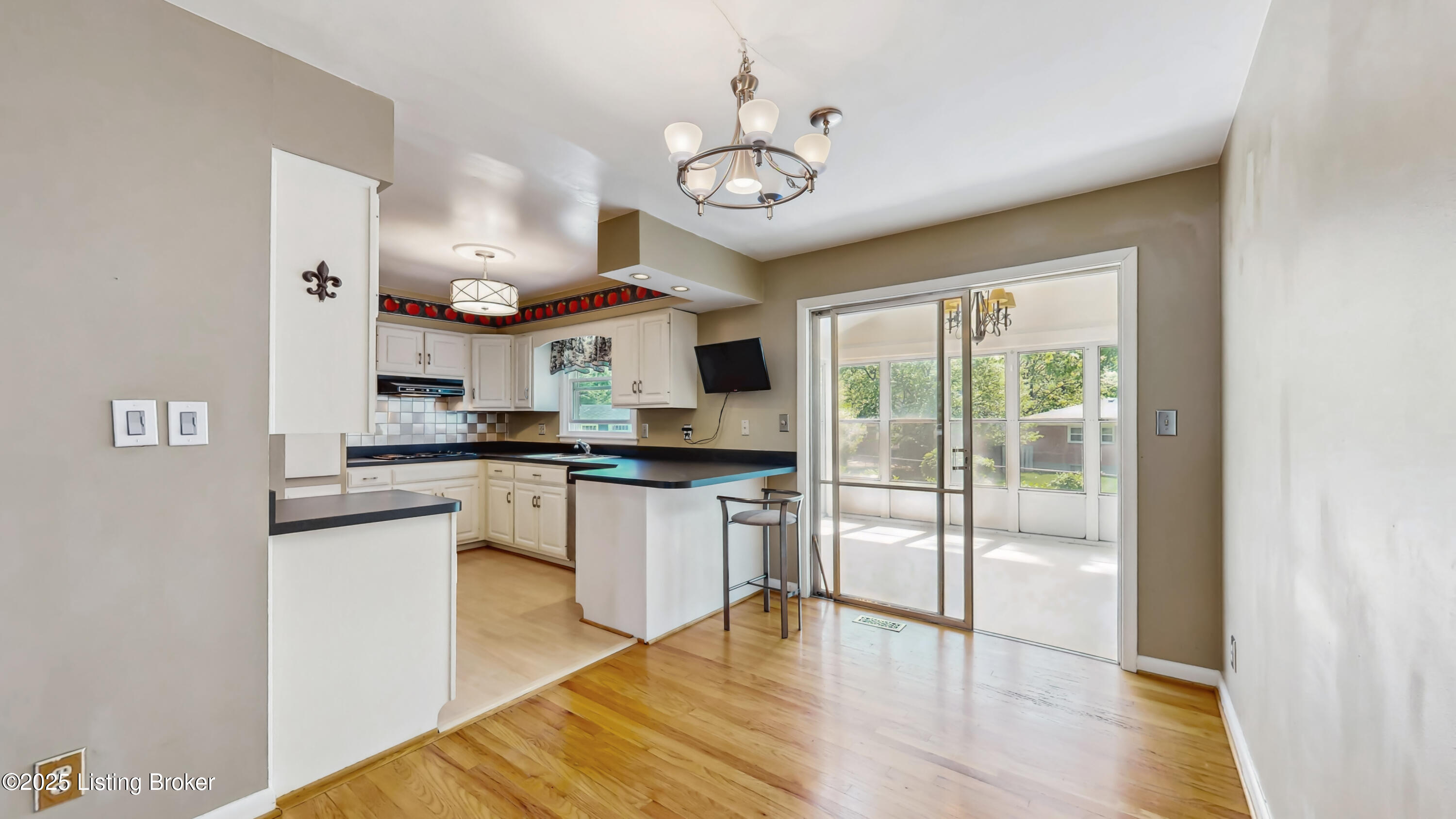 3102 Sudbury Ct
