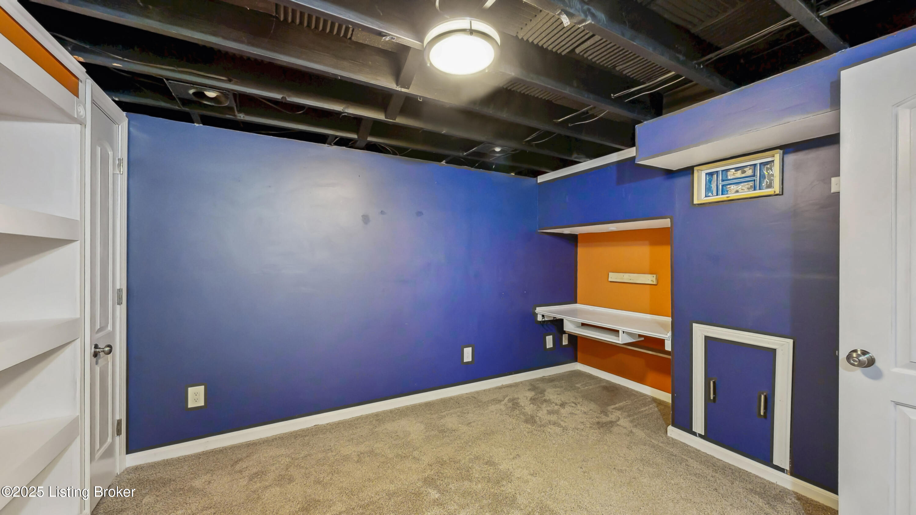 3102 Sudbury Ct