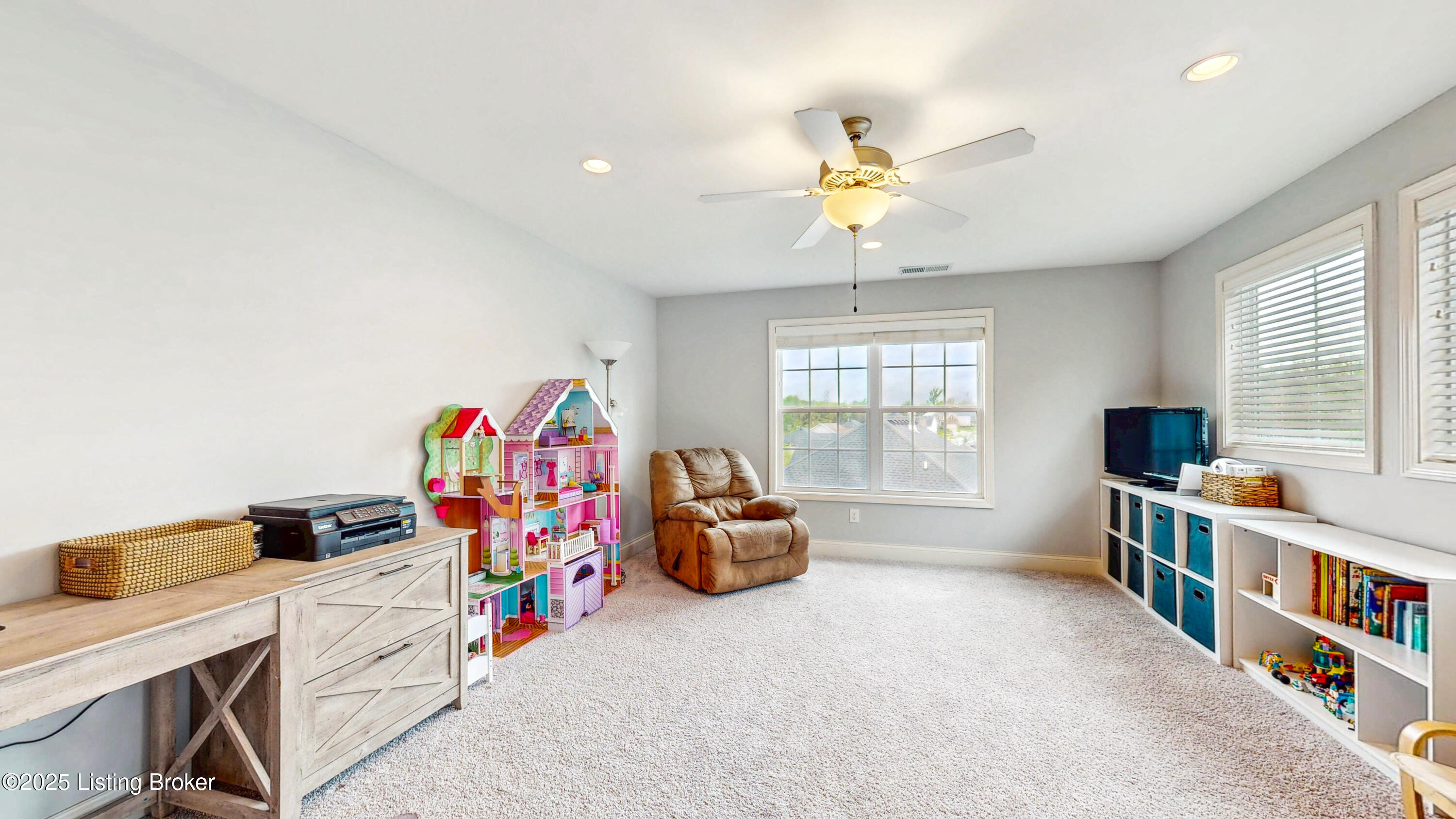 741 Dehart Ln