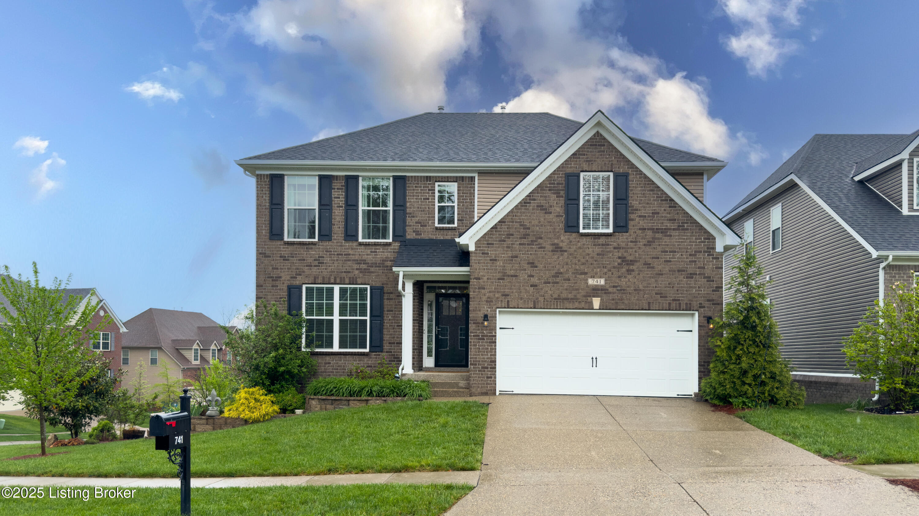 741 Dehart Ln