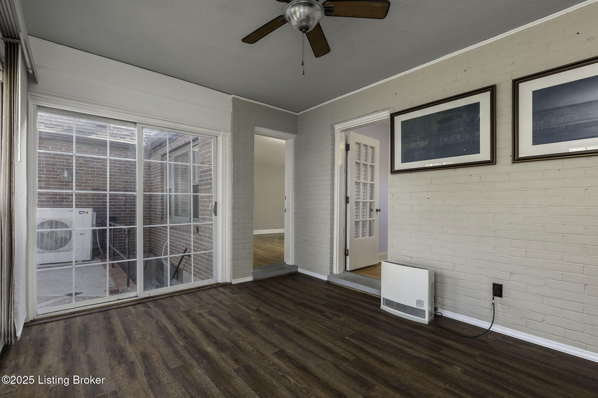 1211 Falcon Dr