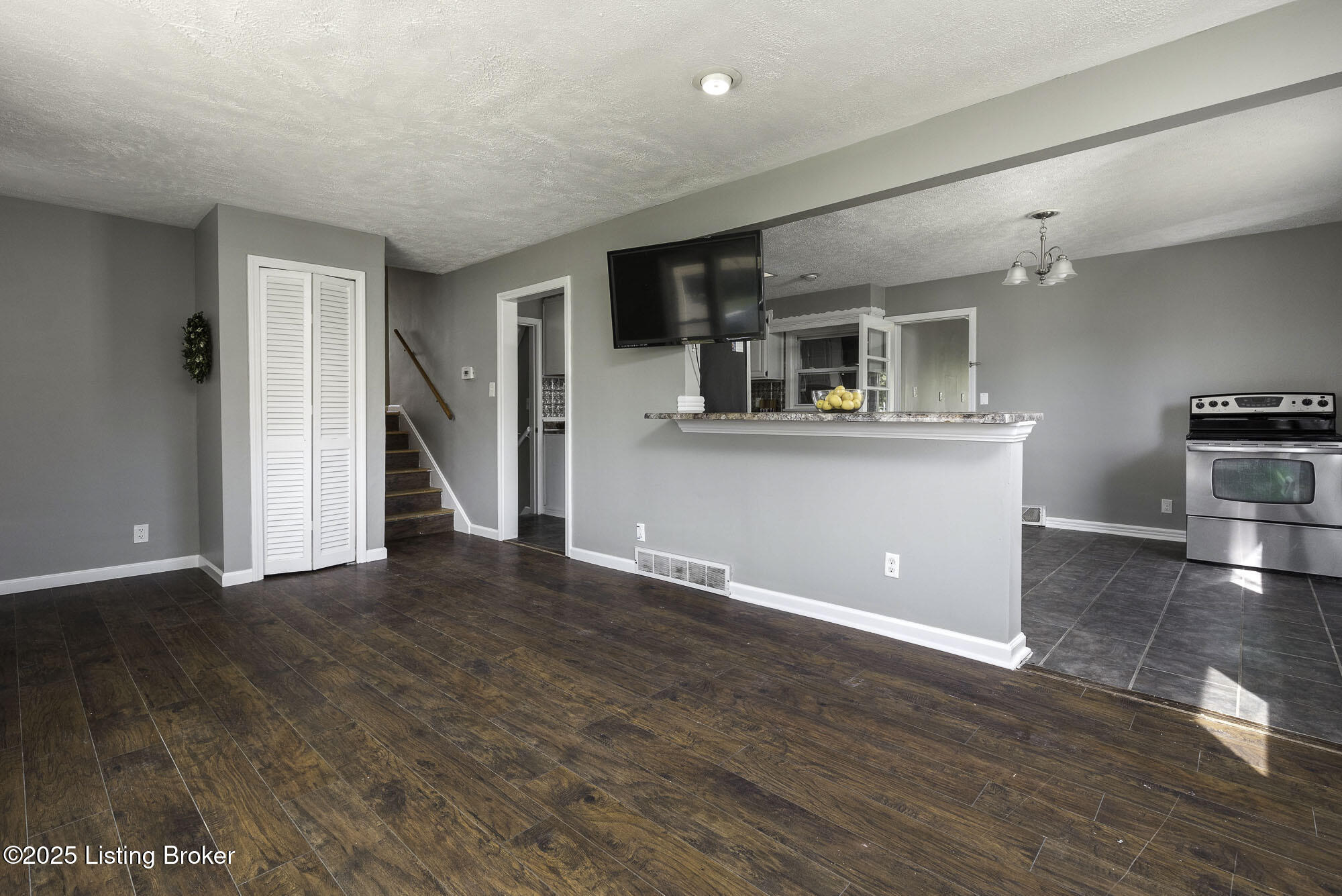 10606 Emma Jean Way