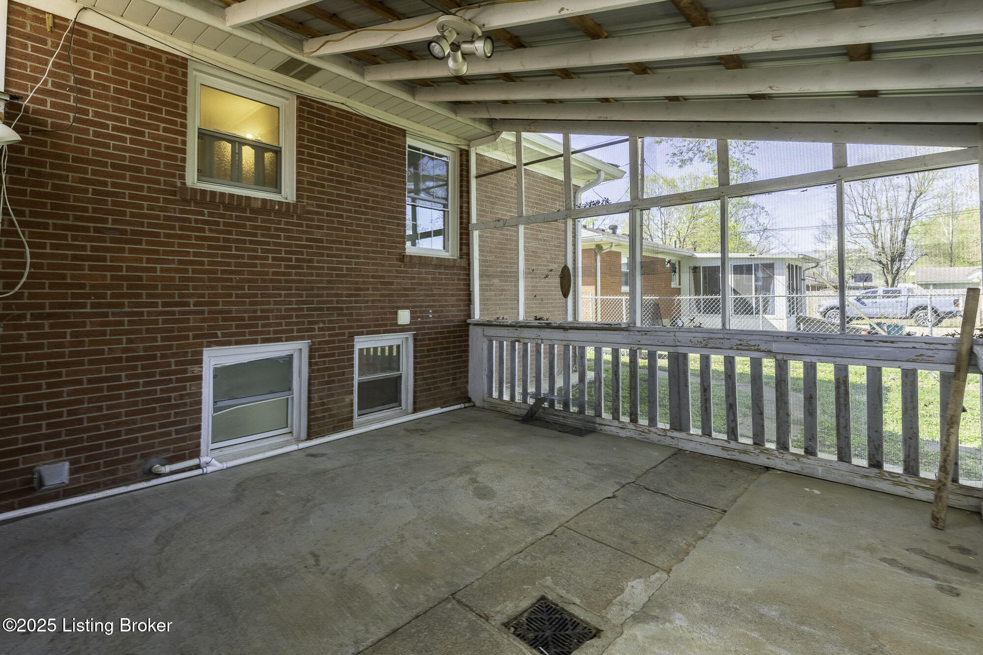 10606 Emma Jean Way