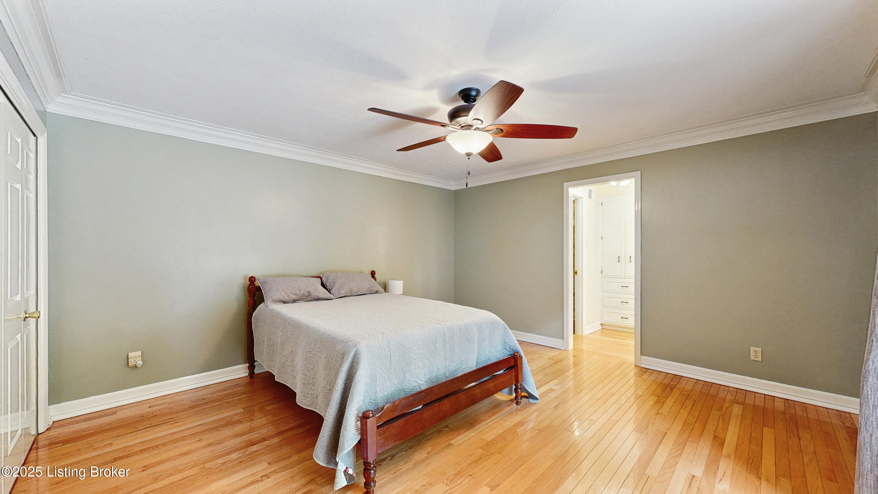 4623 Brownsboro Rd