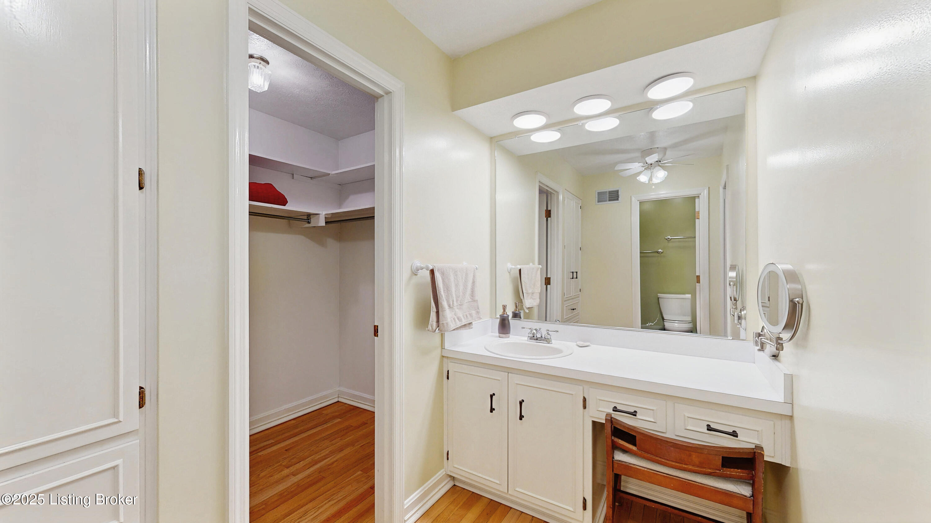 4623 Brownsboro Rd