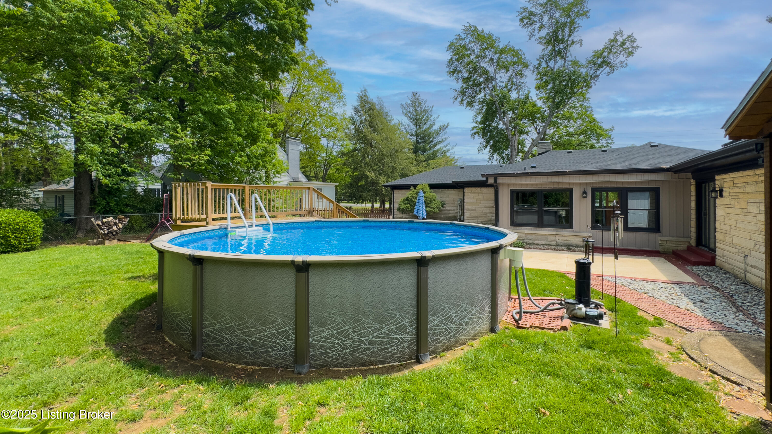 4623 Brownsboro Rd