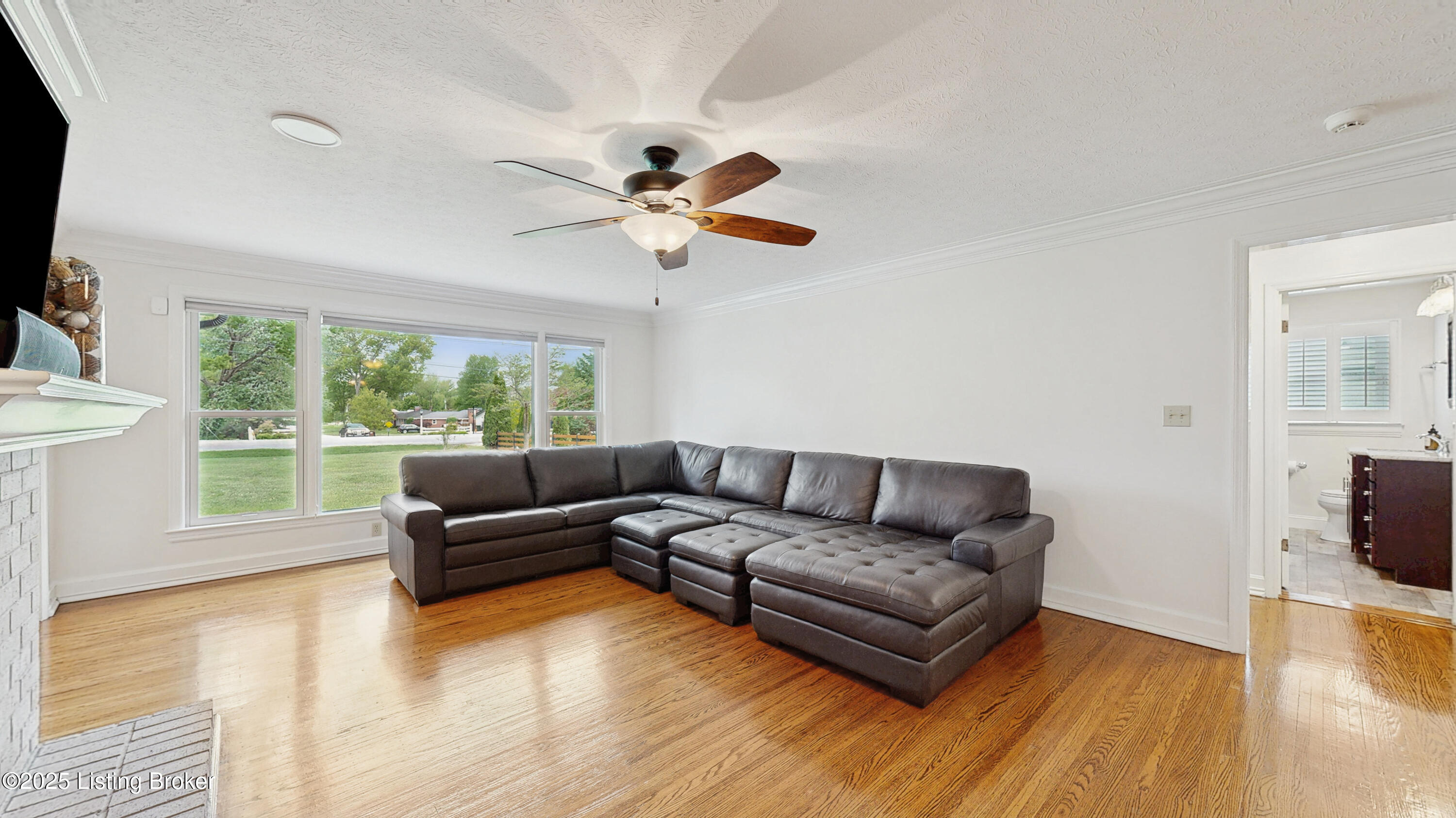 4623 Brownsboro Rd