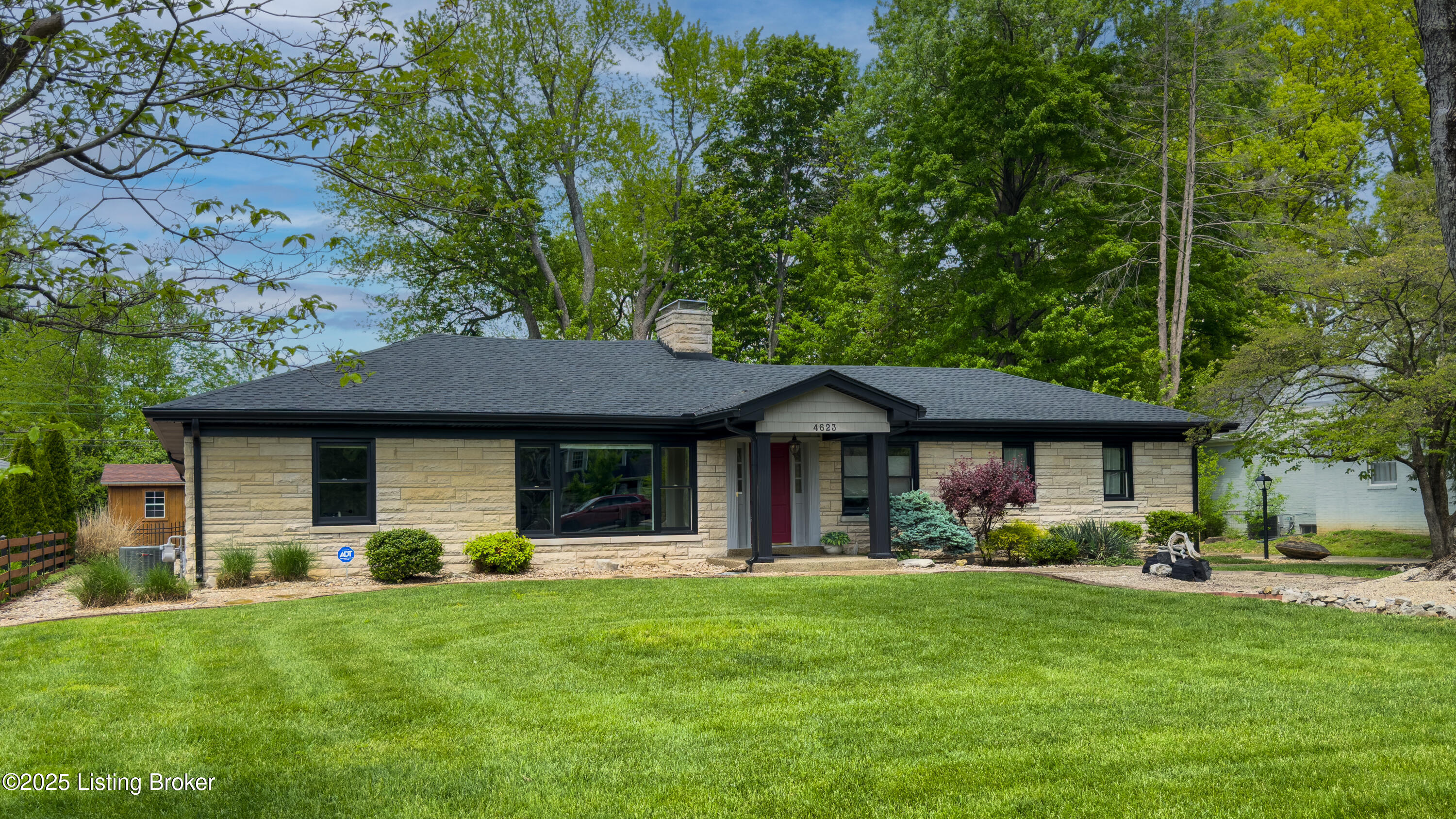 4623 Brownsboro Rd