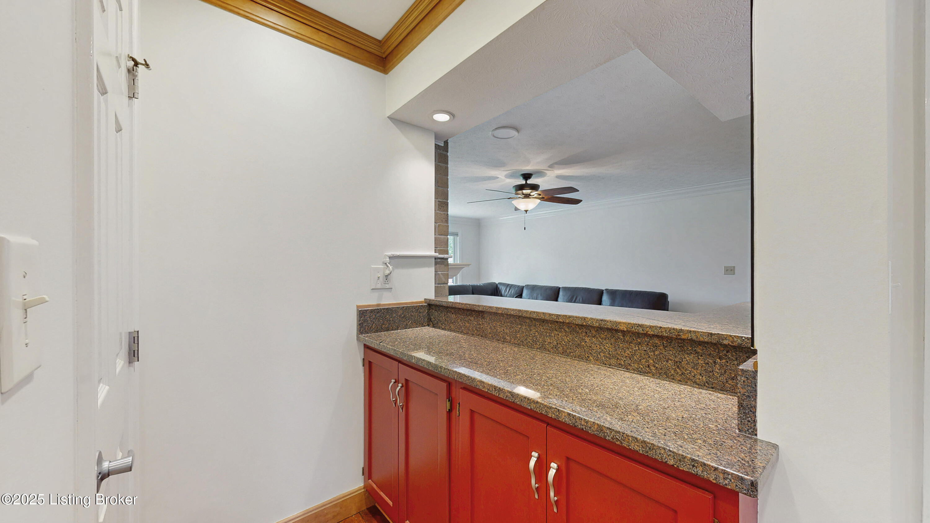 4623 Brownsboro Rd