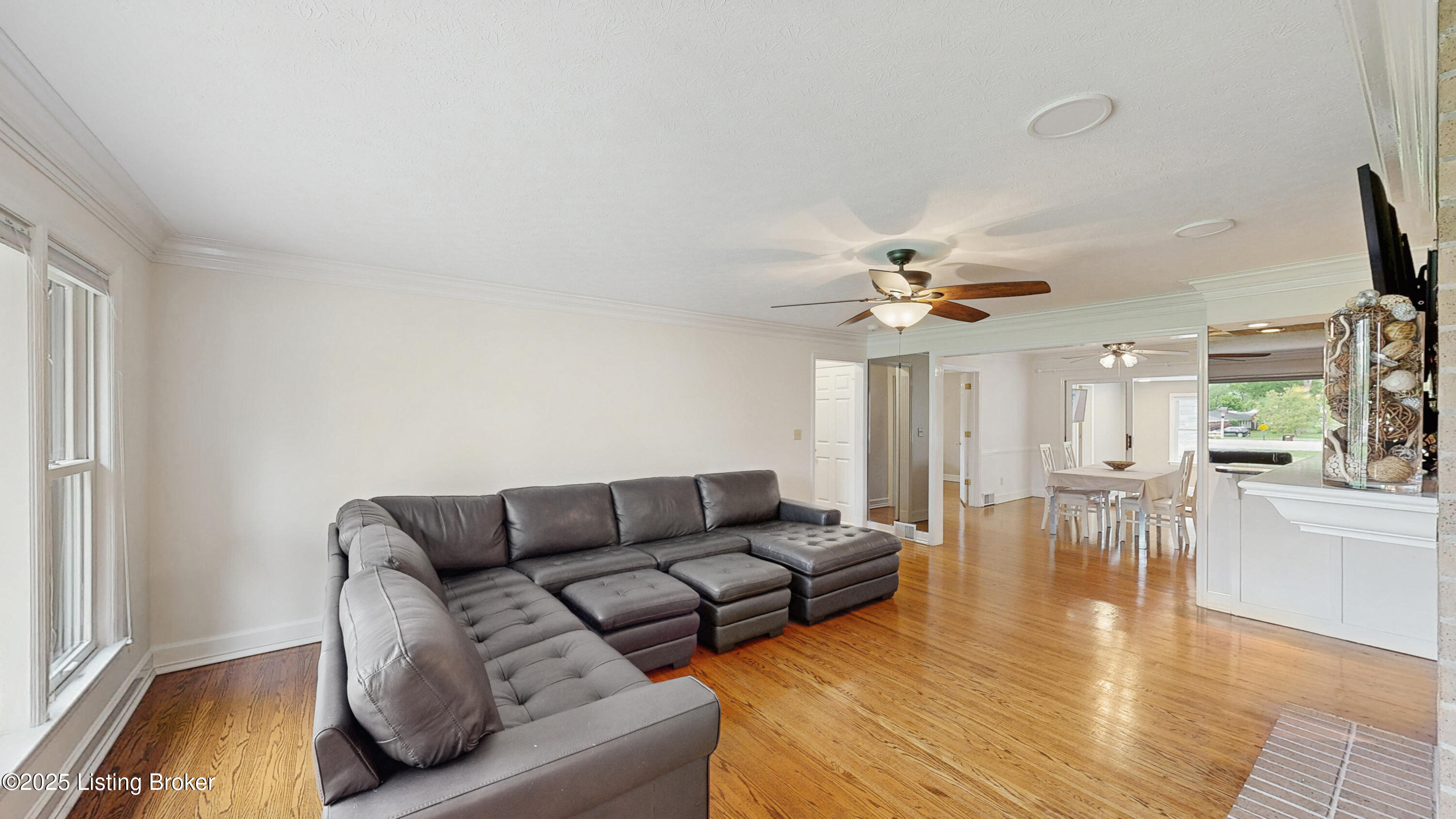 4623 Brownsboro Rd