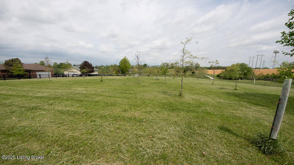 2 Buck Creek Rd