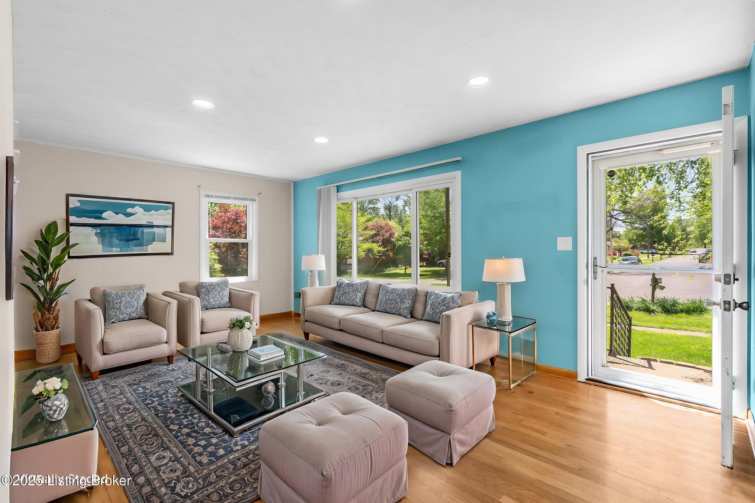 3311 Bowie Dr