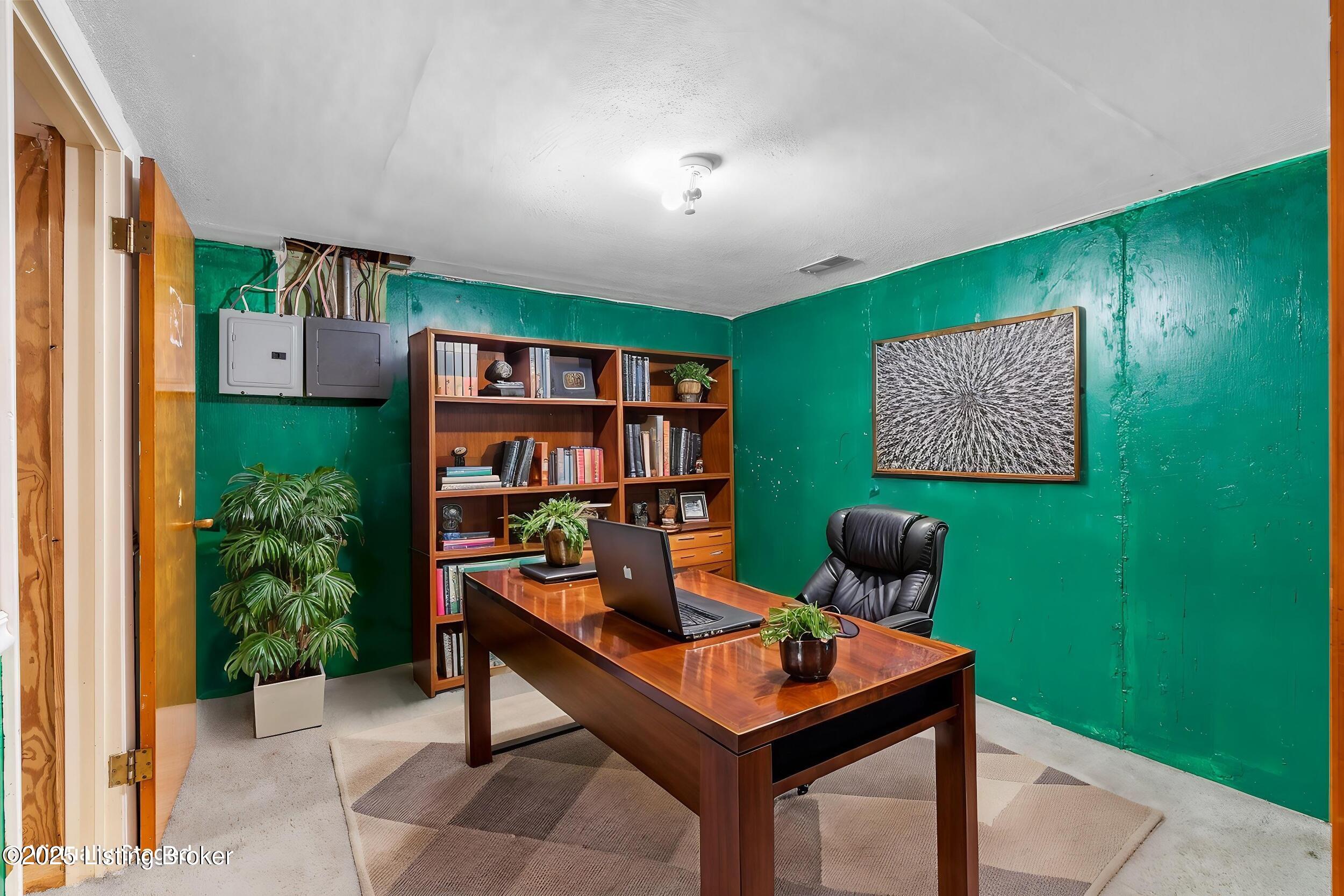 3311 Bowie Dr