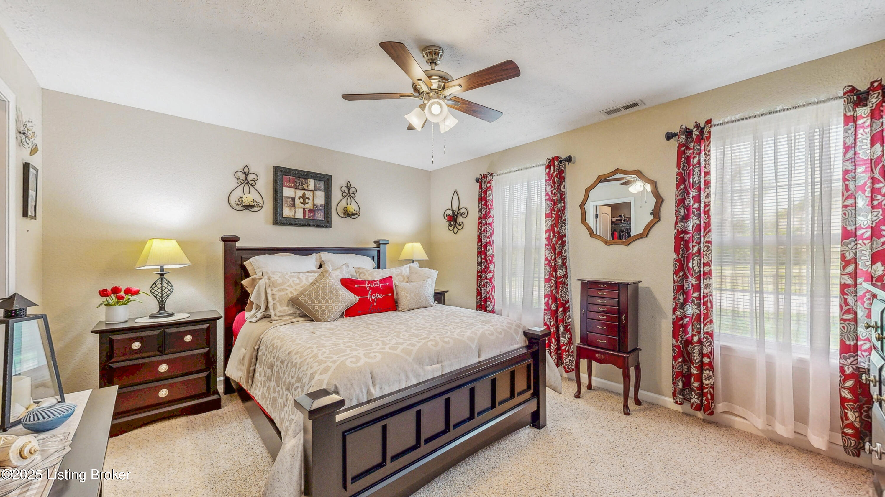 9702 Pebble Ct