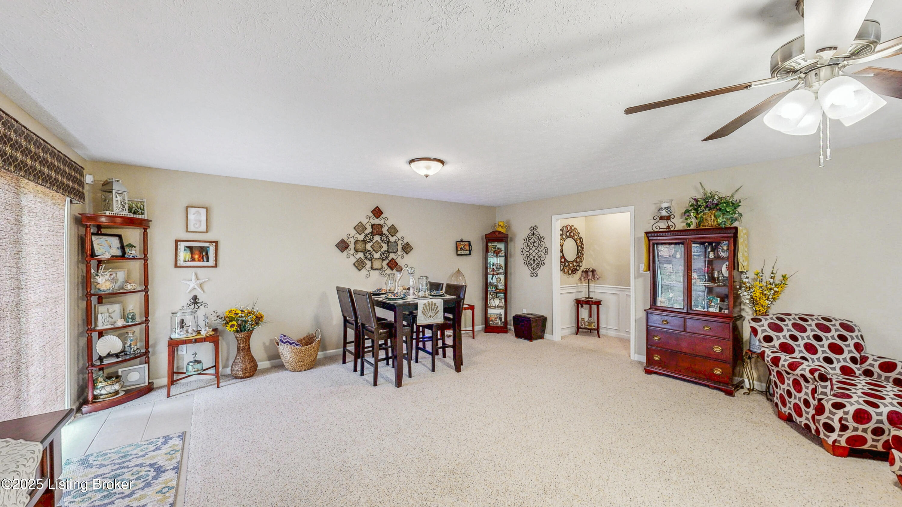 9702 Pebble Ct