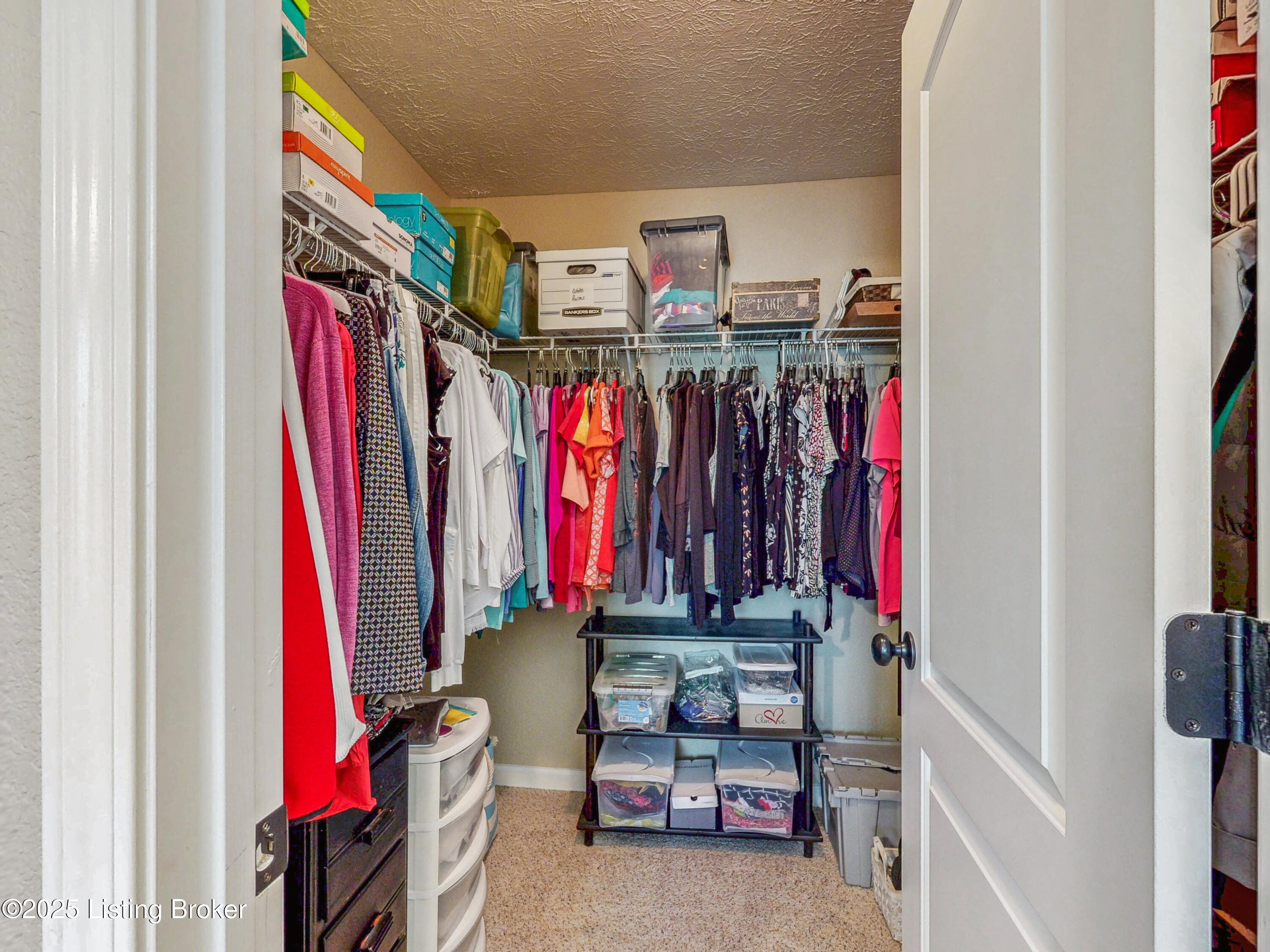 9702 Pebble Ct
