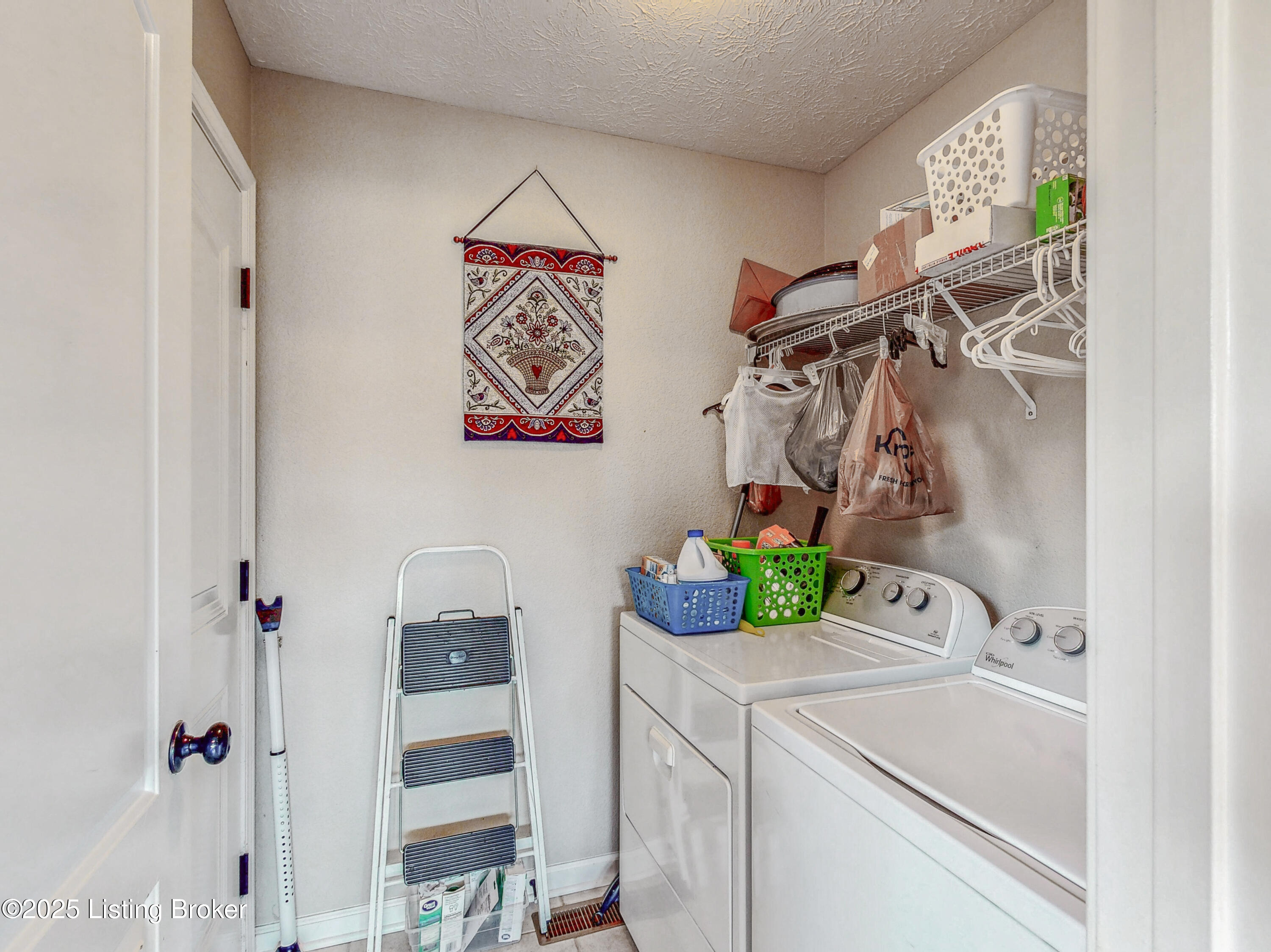 9702 Pebble Ct