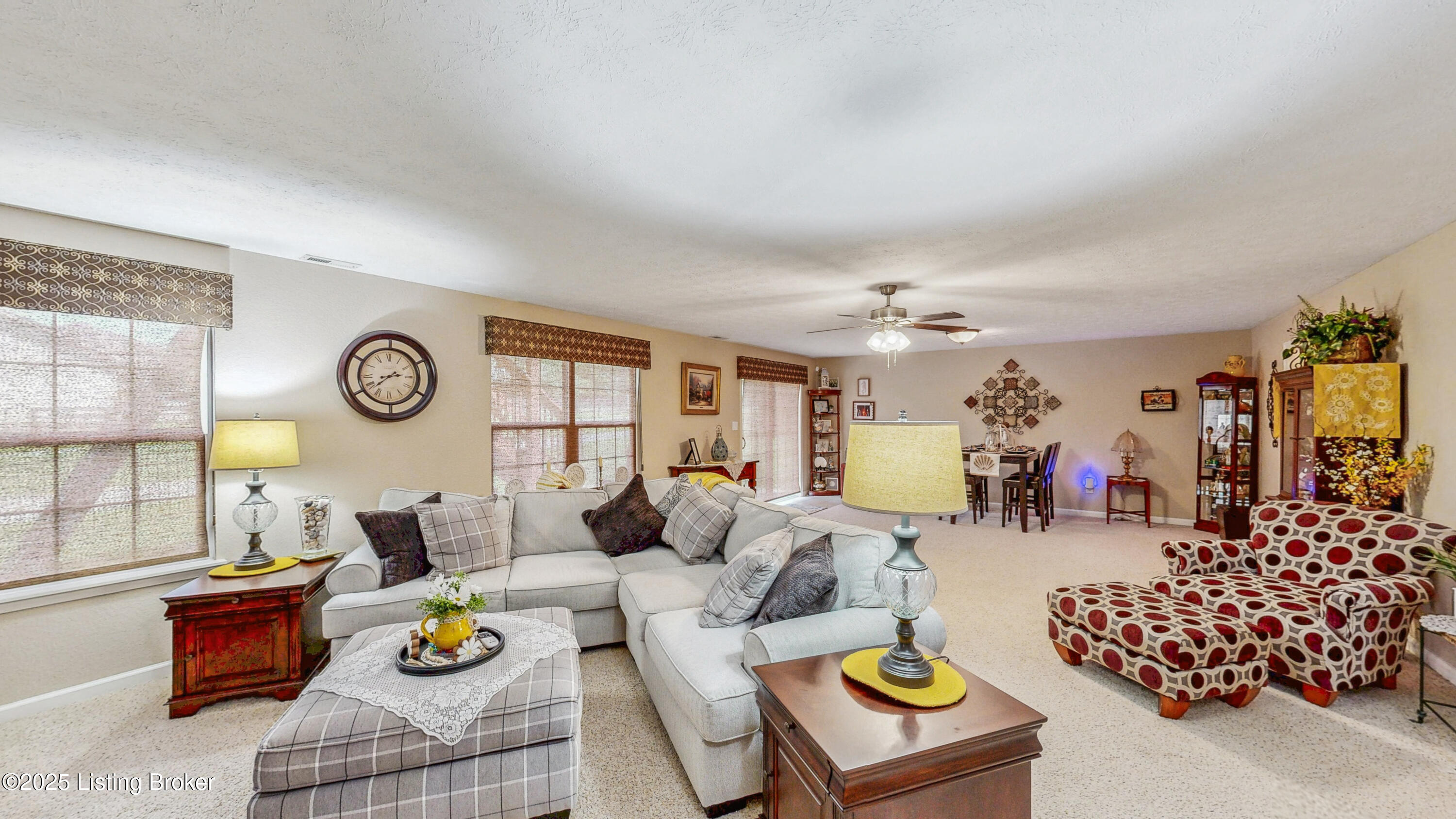 9702 Pebble Ct