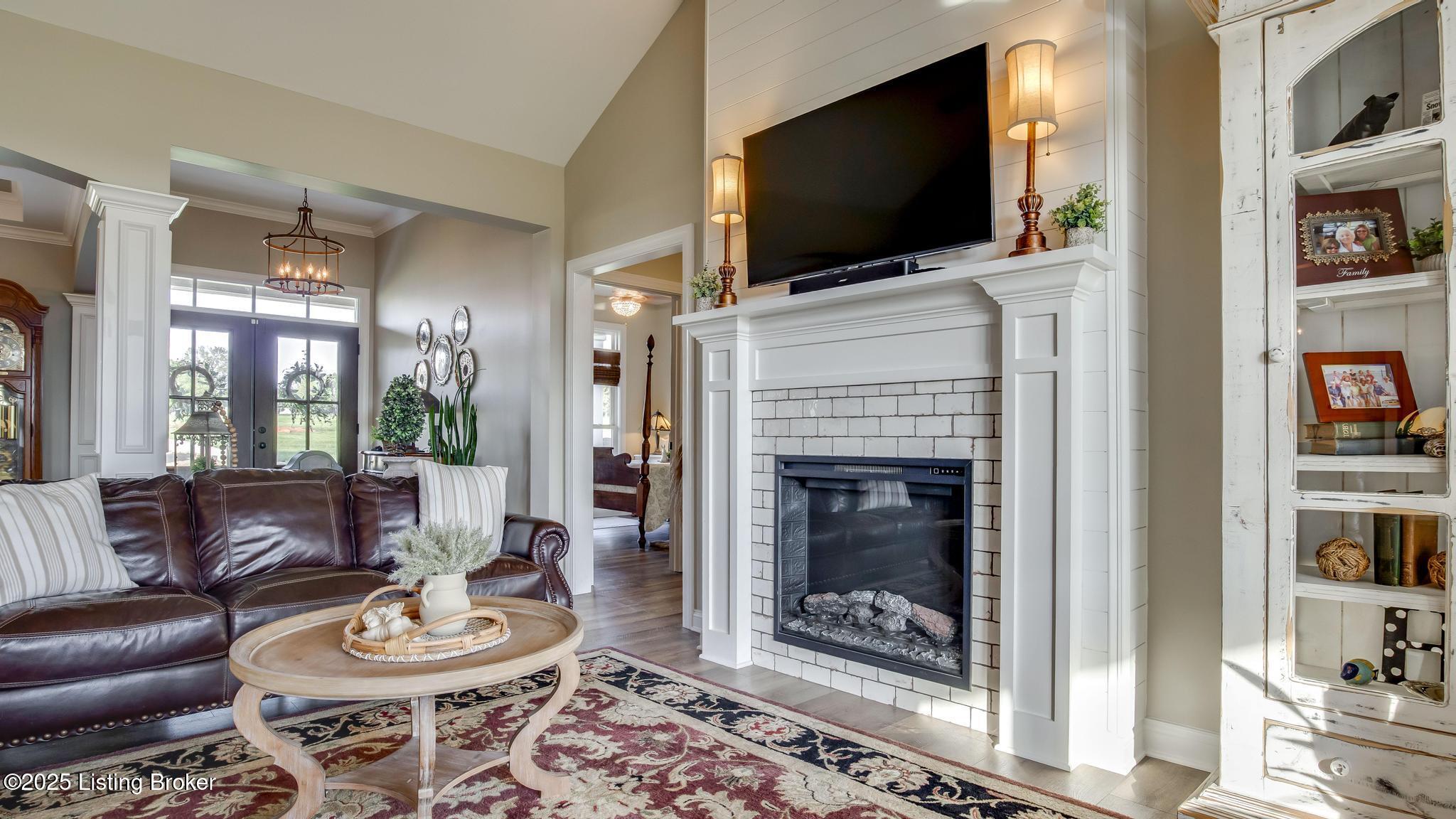 157 Tommy Ct