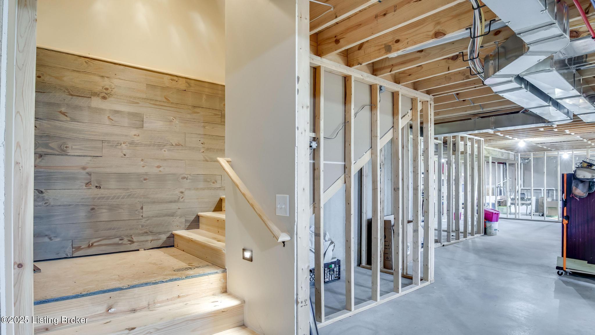 157 Tommy Ct