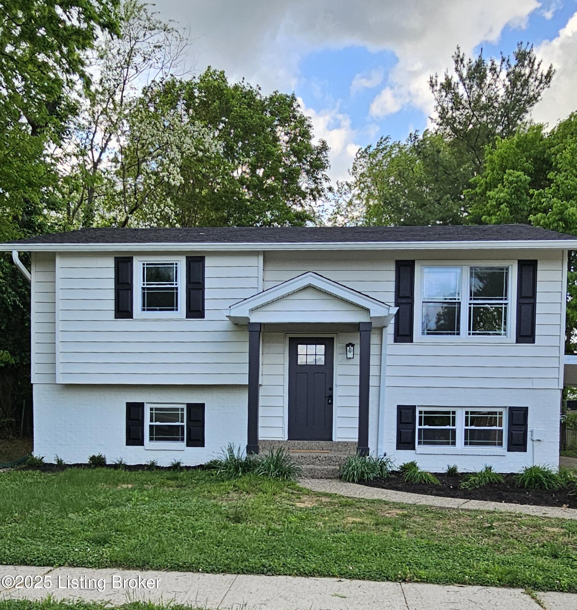 11201 Deham Dr
