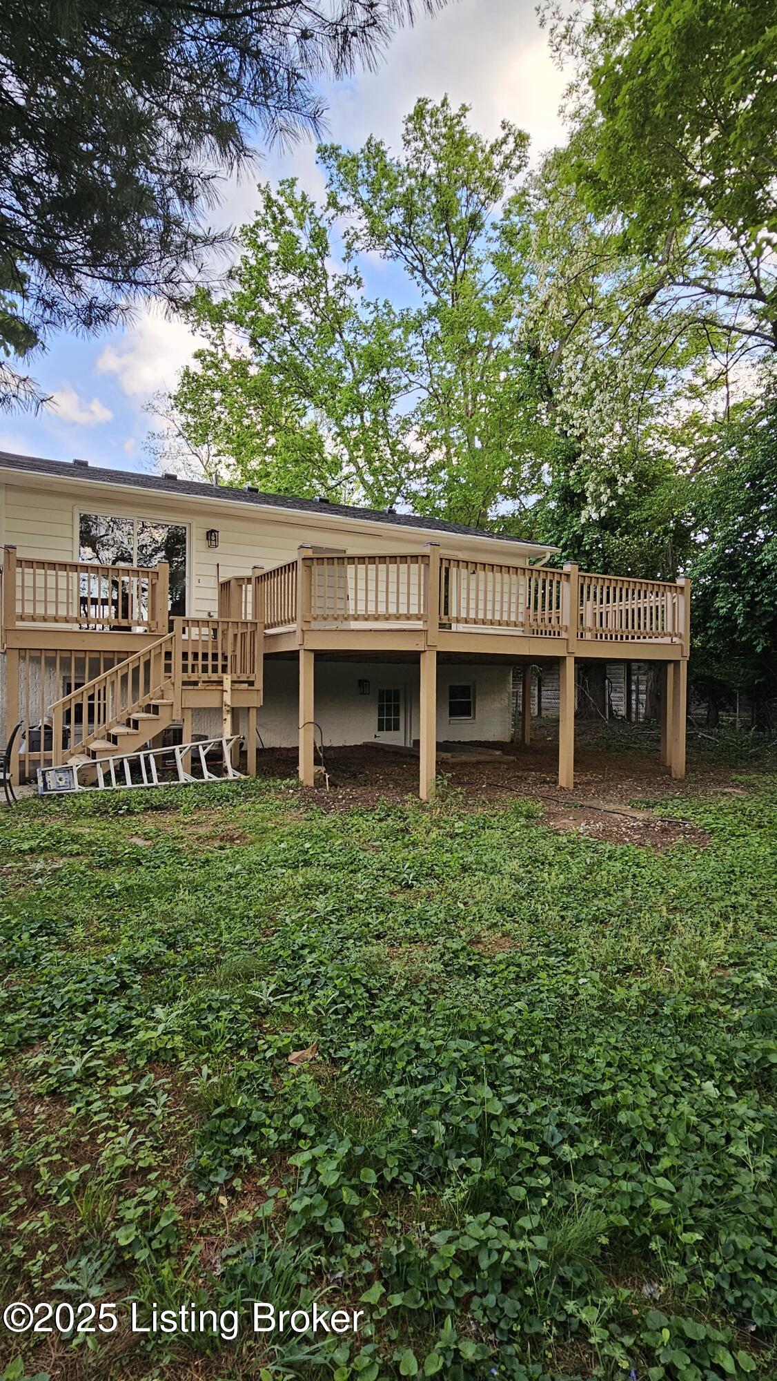 11201 Deham Dr