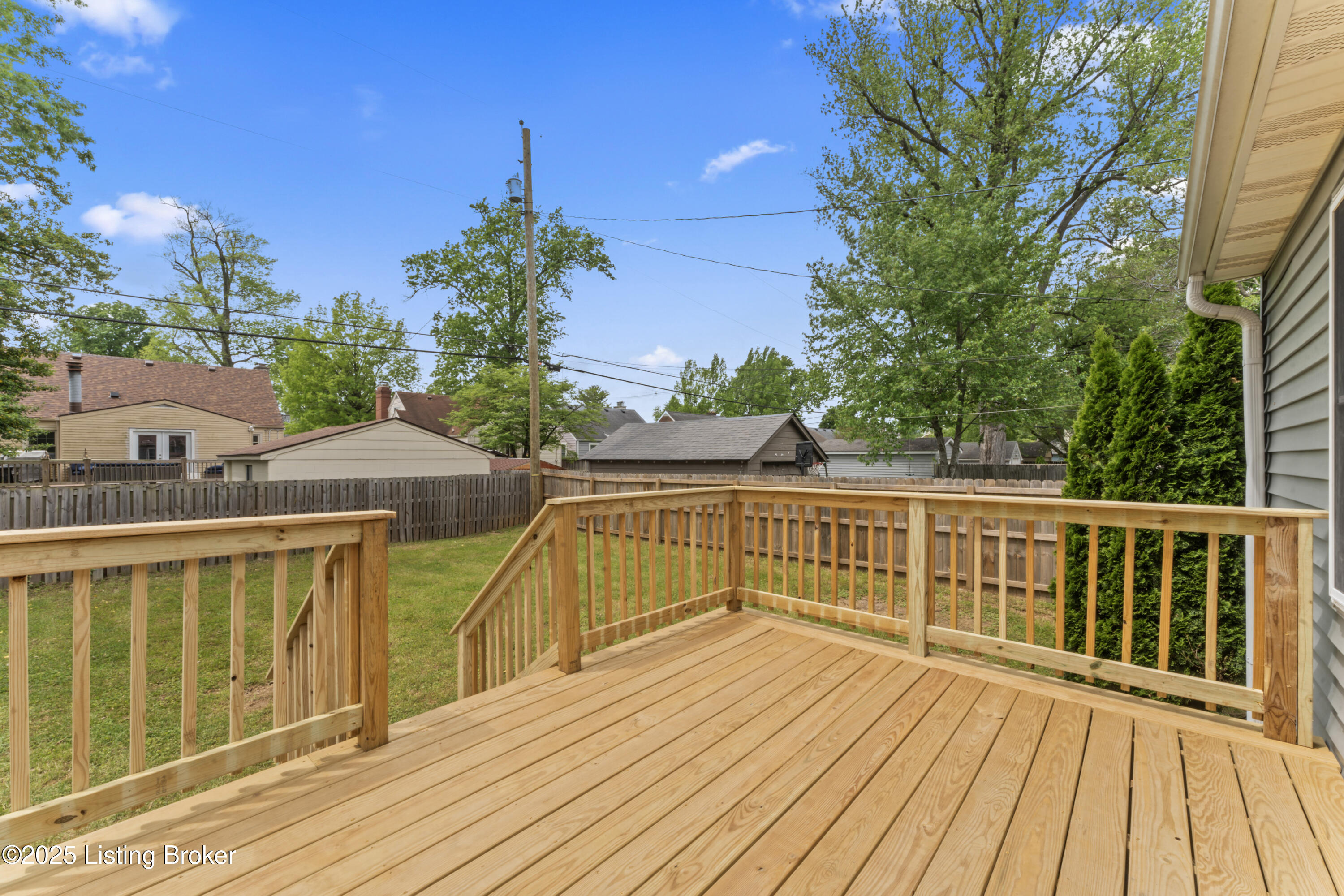 234 Norbourne Blvd
