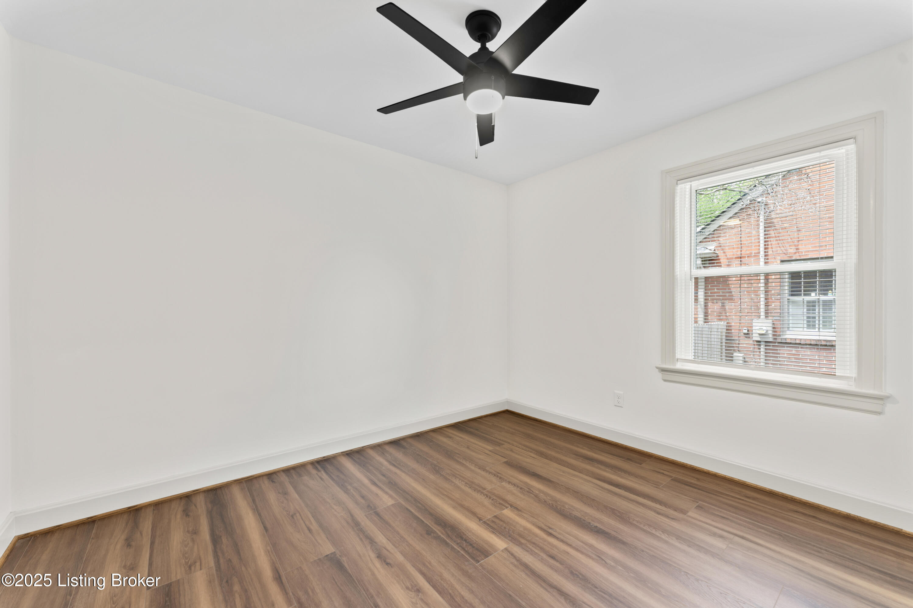 234 Norbourne Blvd