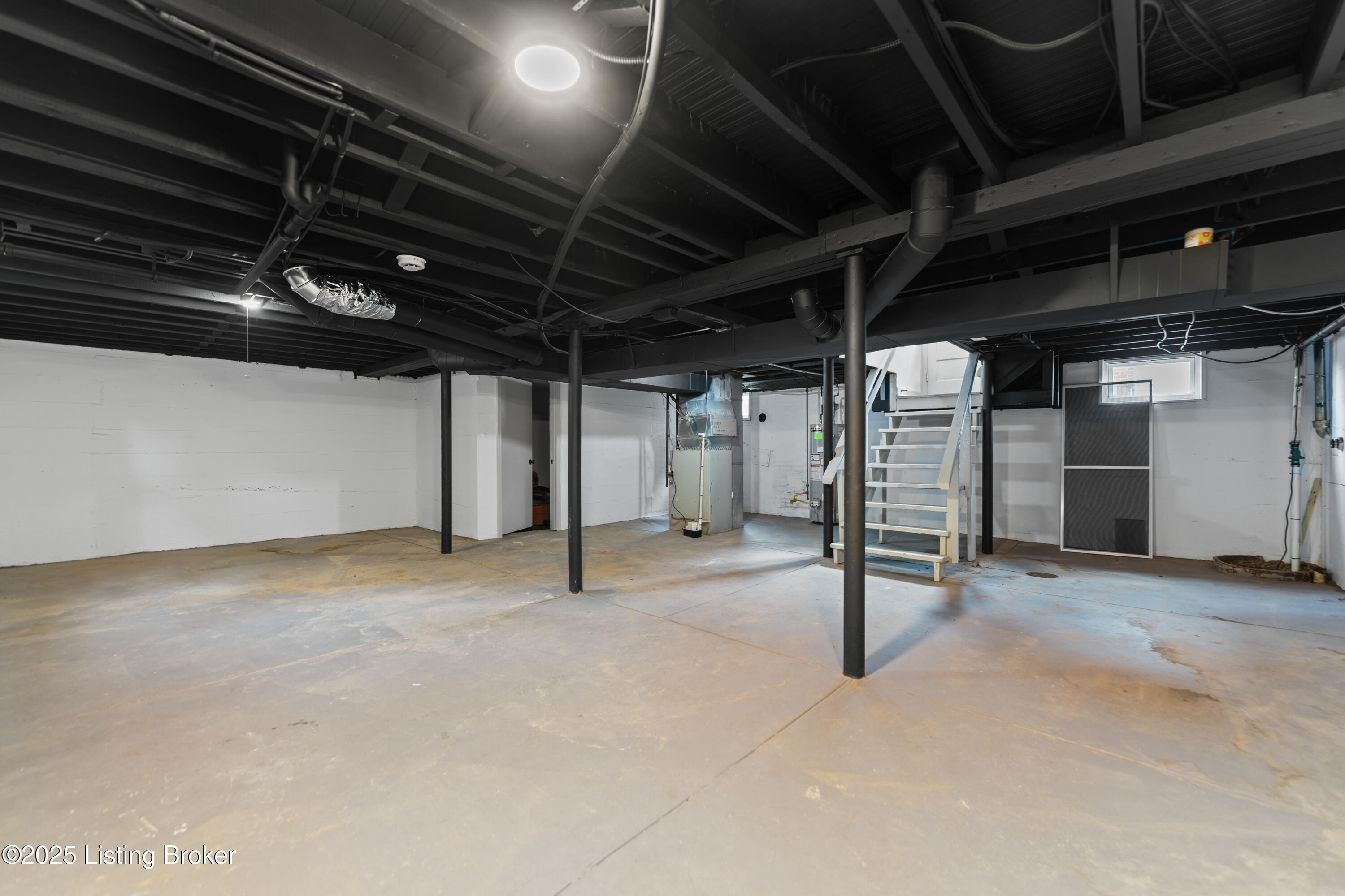 234 Norbourne Blvd
