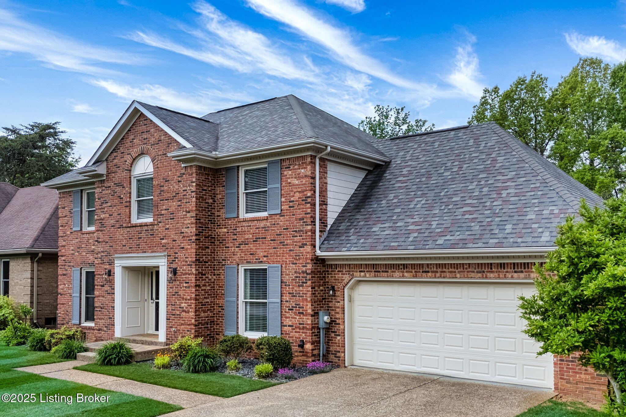 4020 Saratoga Woods Dr