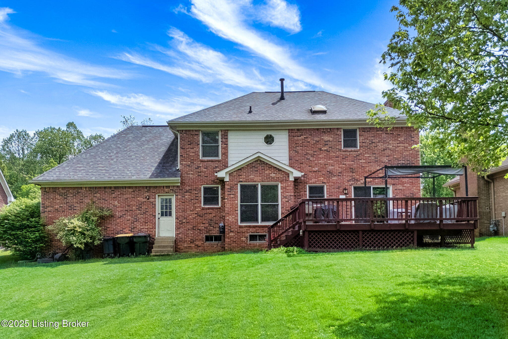 4020 Saratoga Woods Dr