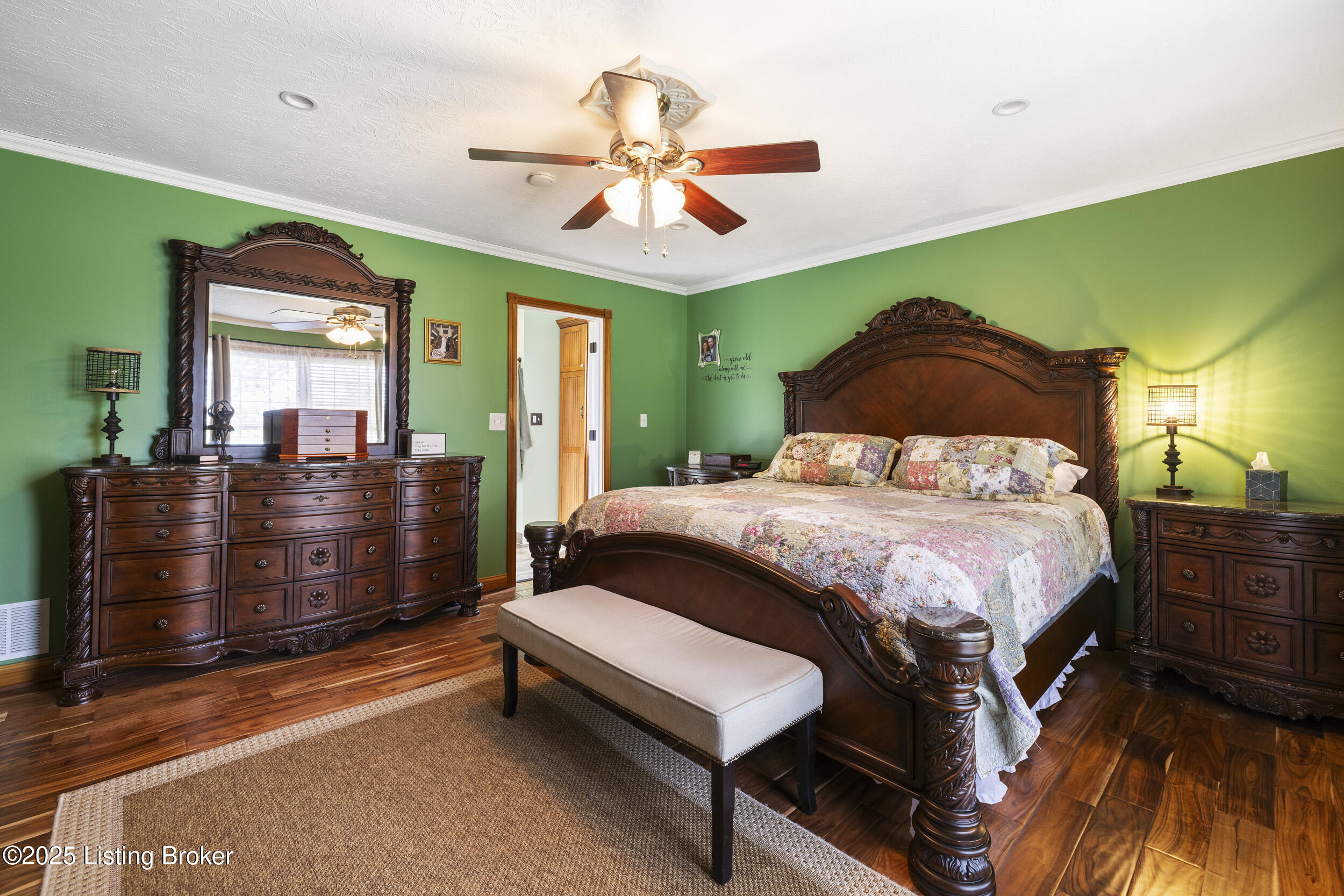 15 Summer Place Dr