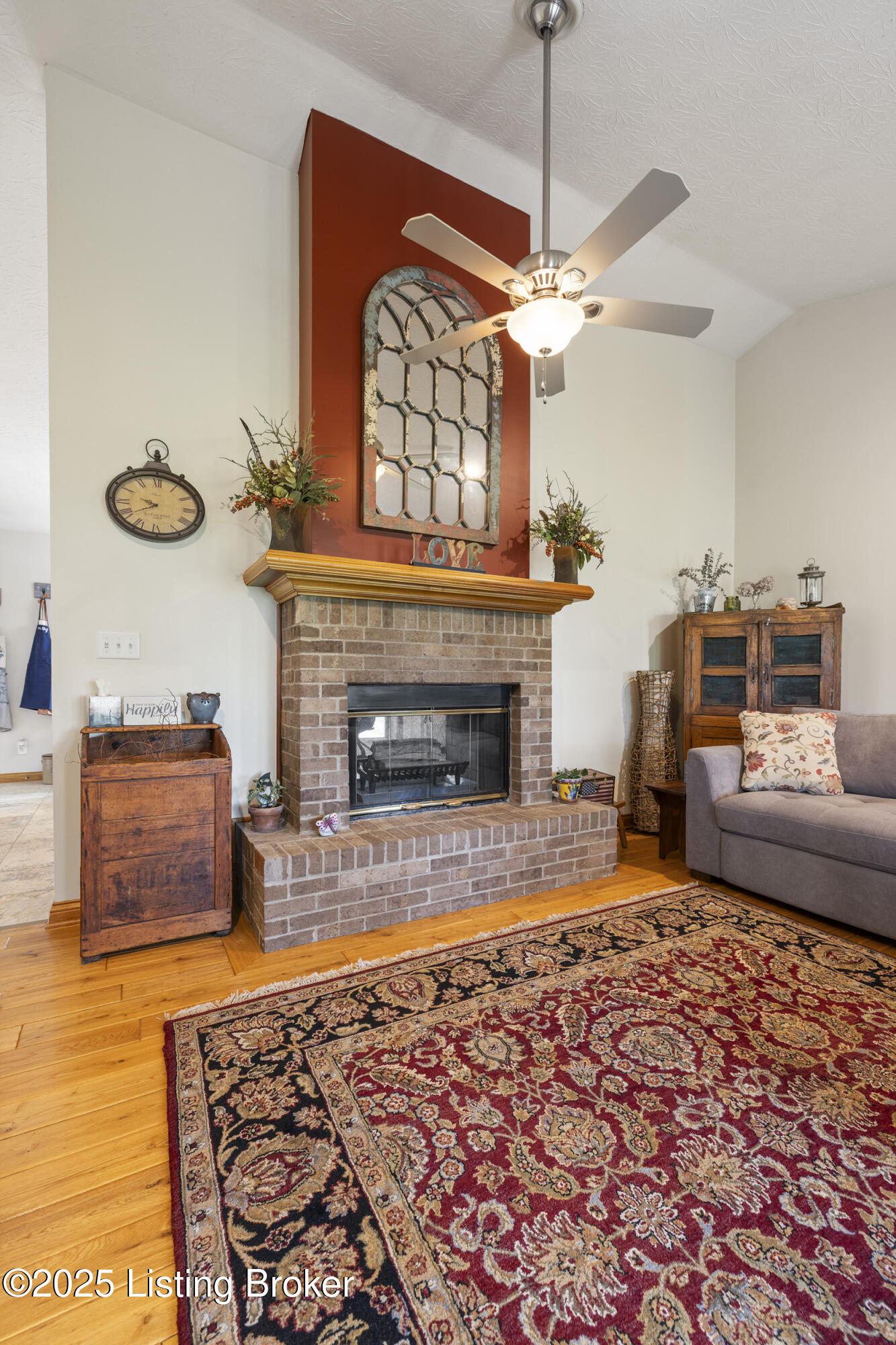 15 Summer Place Dr