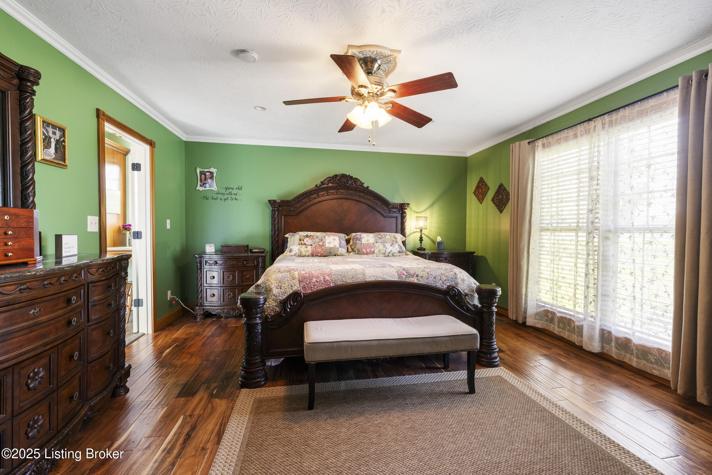 15 Summer Place Dr