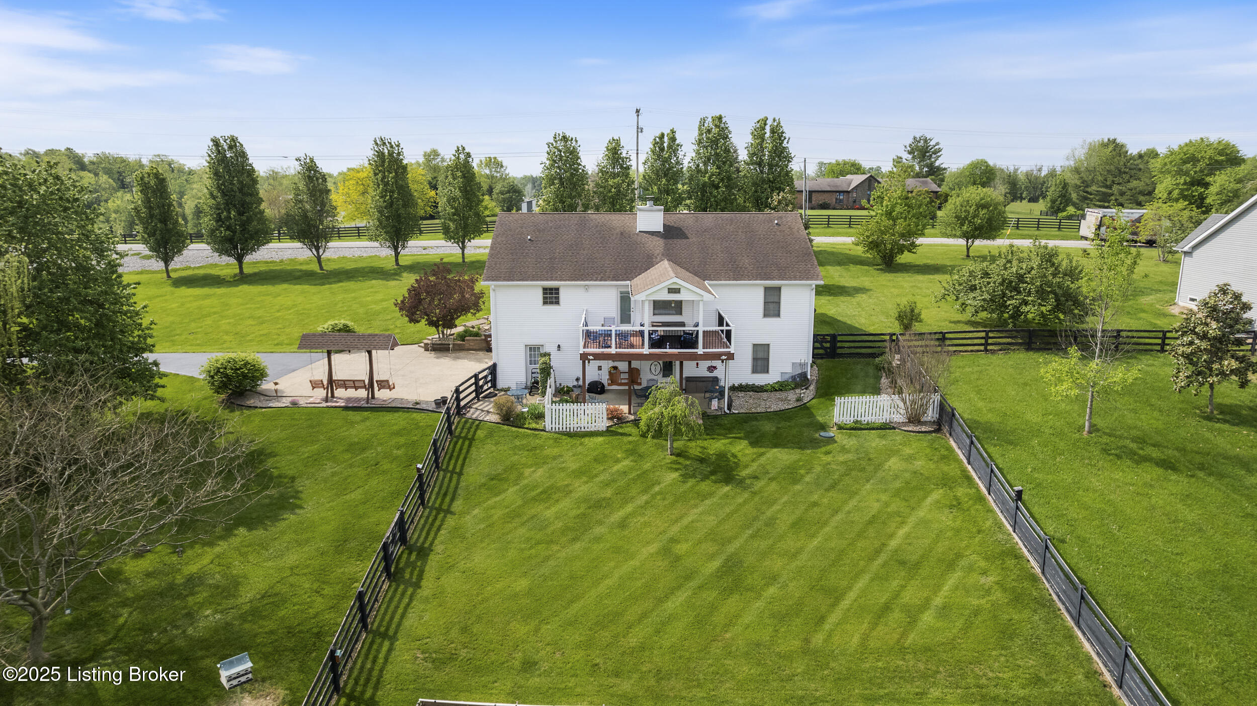15 Summer Place Dr