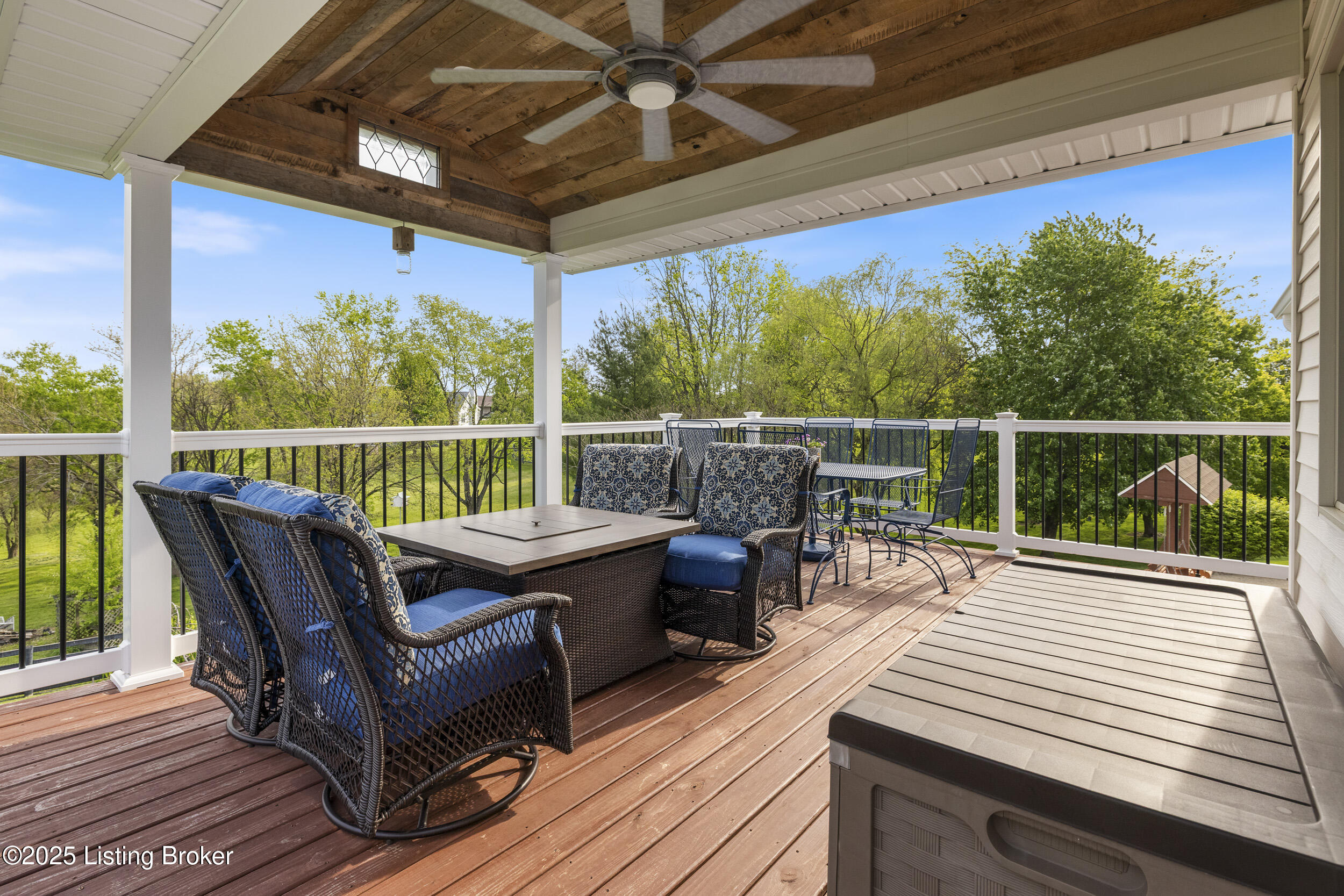 15 Summer Place Dr
